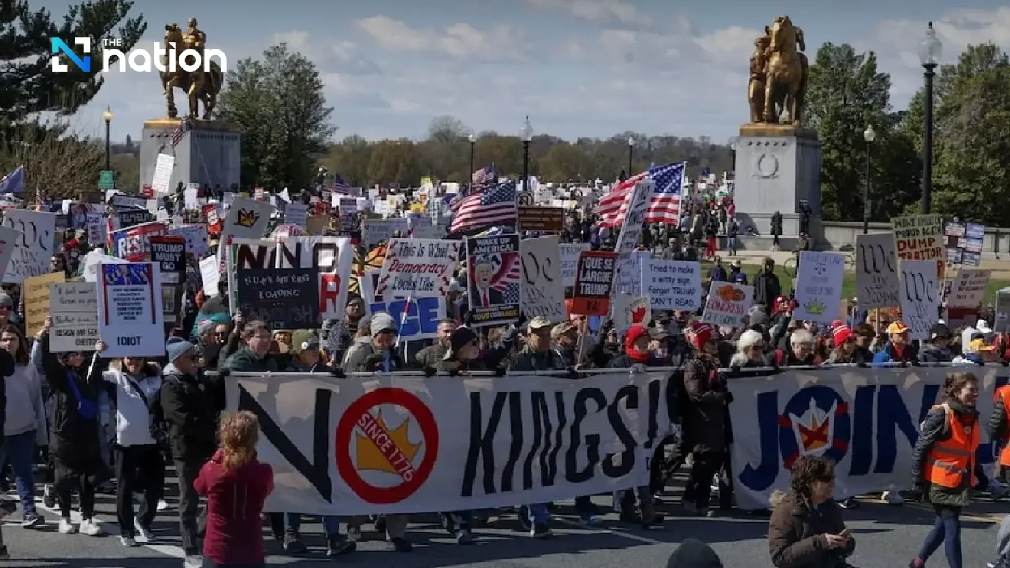 Pakistan offers mediation as Tehran warns over US ground troops