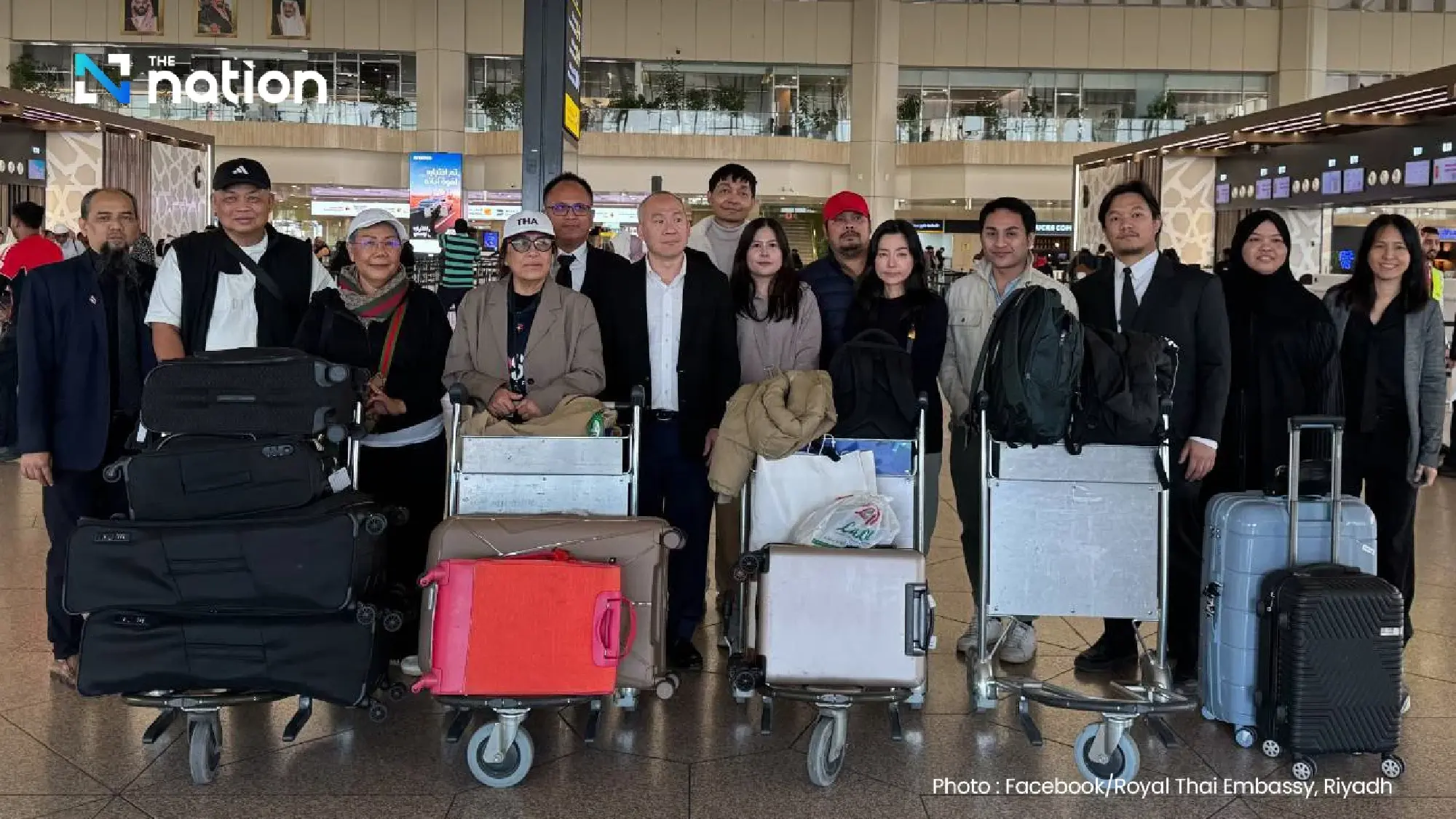 Thai evacuees leave Bahrain via King Fahd Causeway, fly home via Riyadh