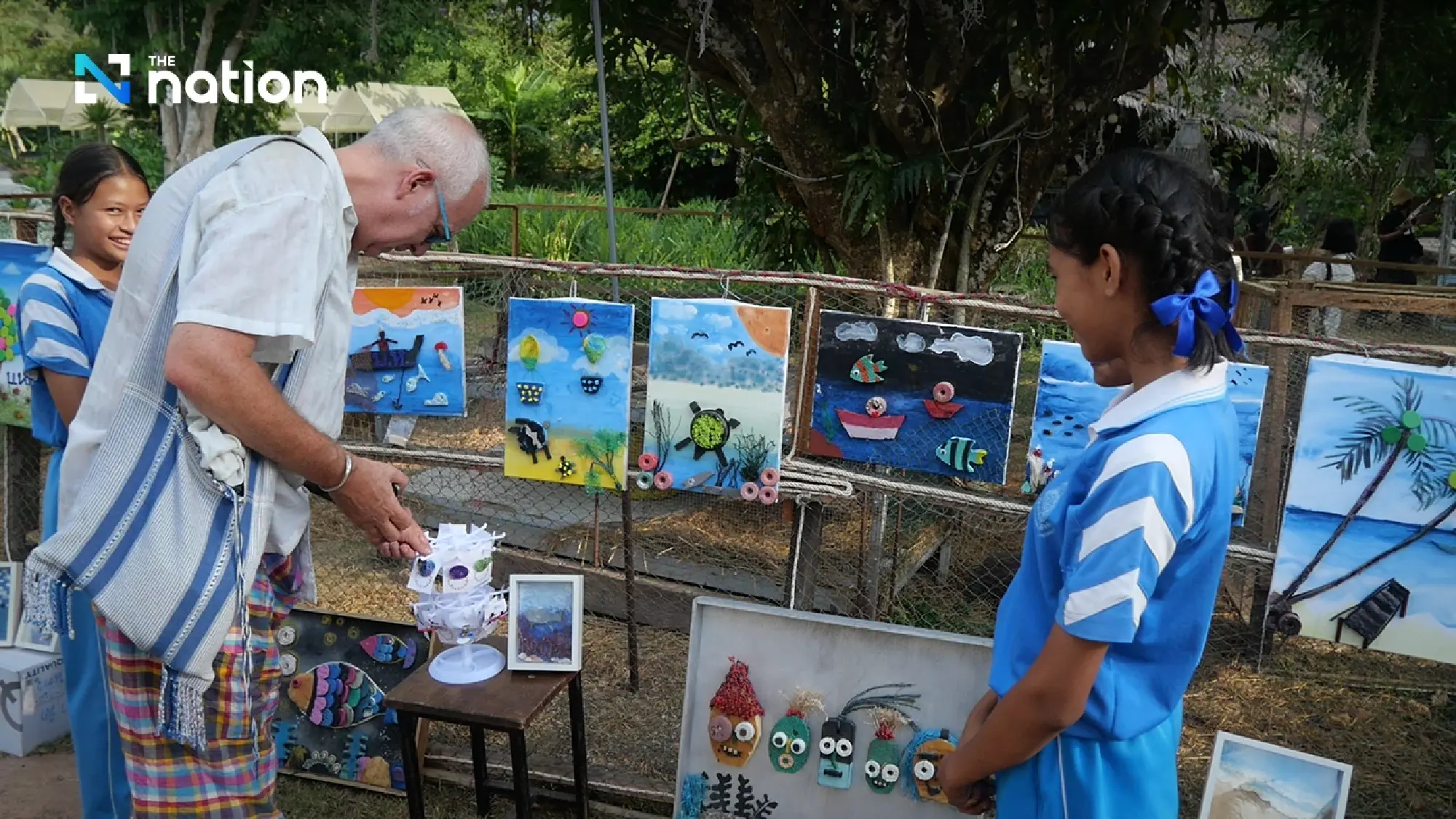 Trang turns marine waste into art as 24 countries join eco-awareness project