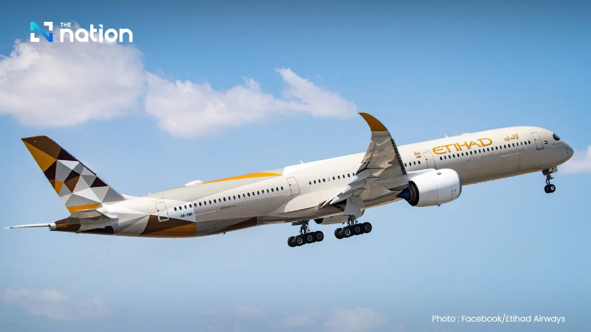 Middle East skies reopen as Etihad, Emirates resume limited flights