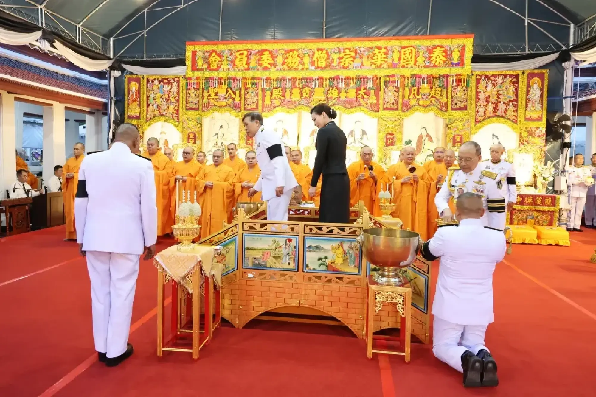 King and Queen attend Kong Tek merit ceremony for Queen Sirikit The Queen Mother