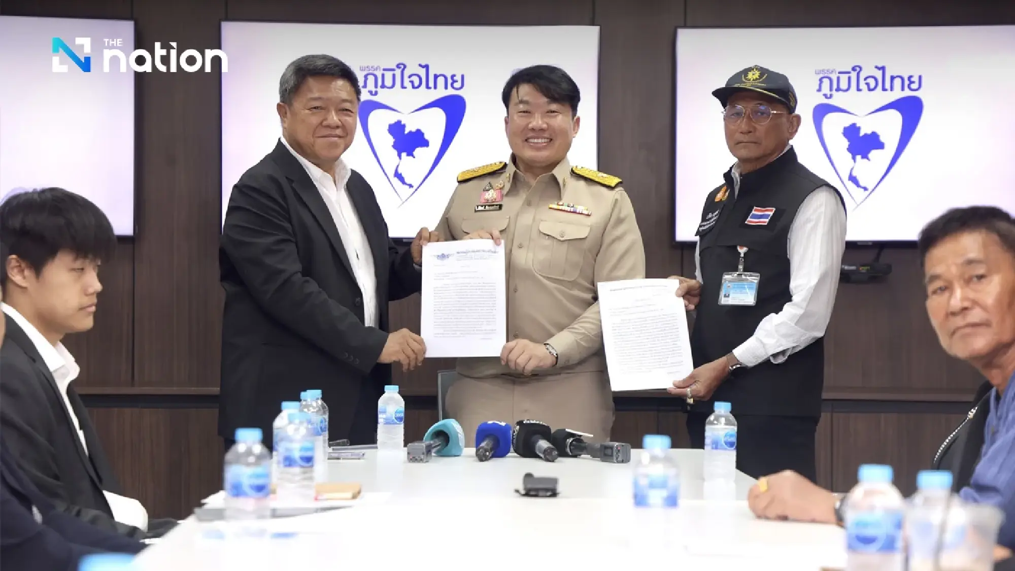 Bus operators press Anutin for fare rise and Transport Co shake-up