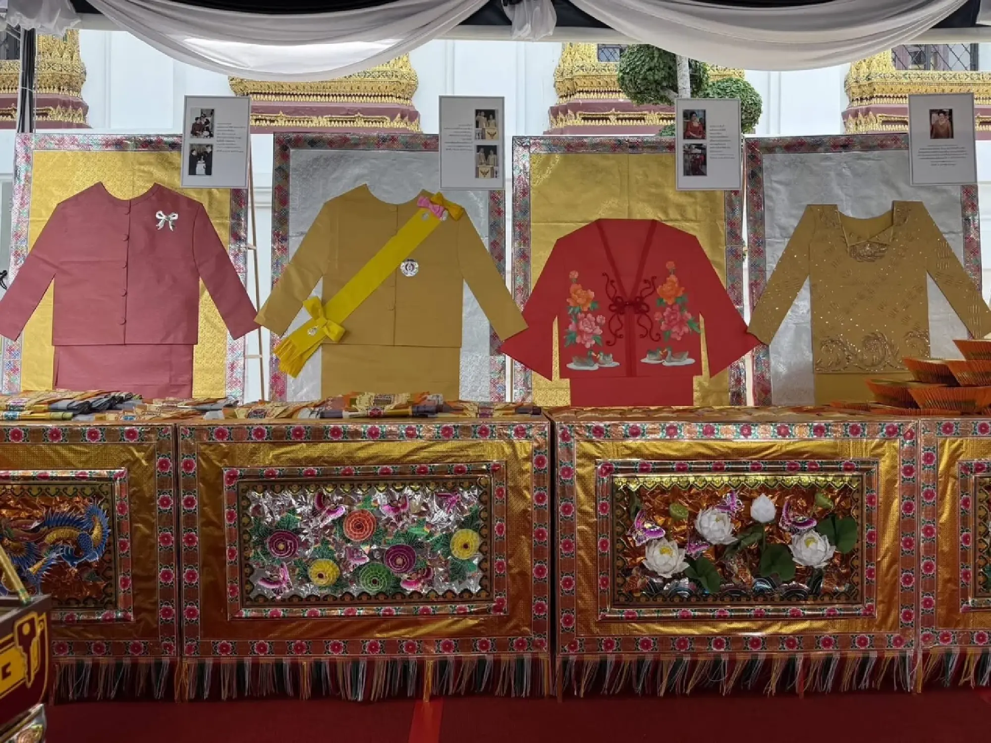 King and Queen attend Kong Tek merit ceremony for Queen Sirikit The Queen Mother