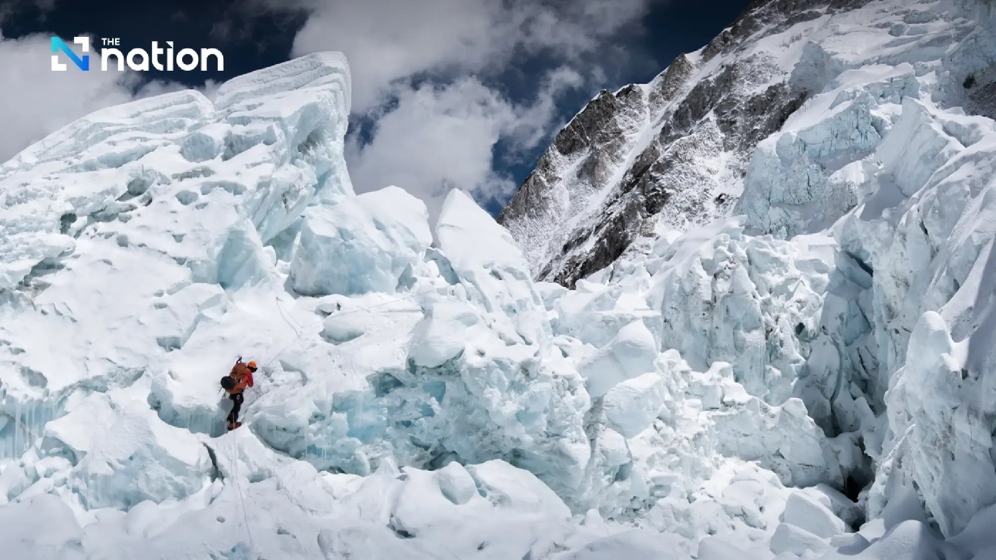 Everest guides accused of drugging climbers in $20m insurance scam