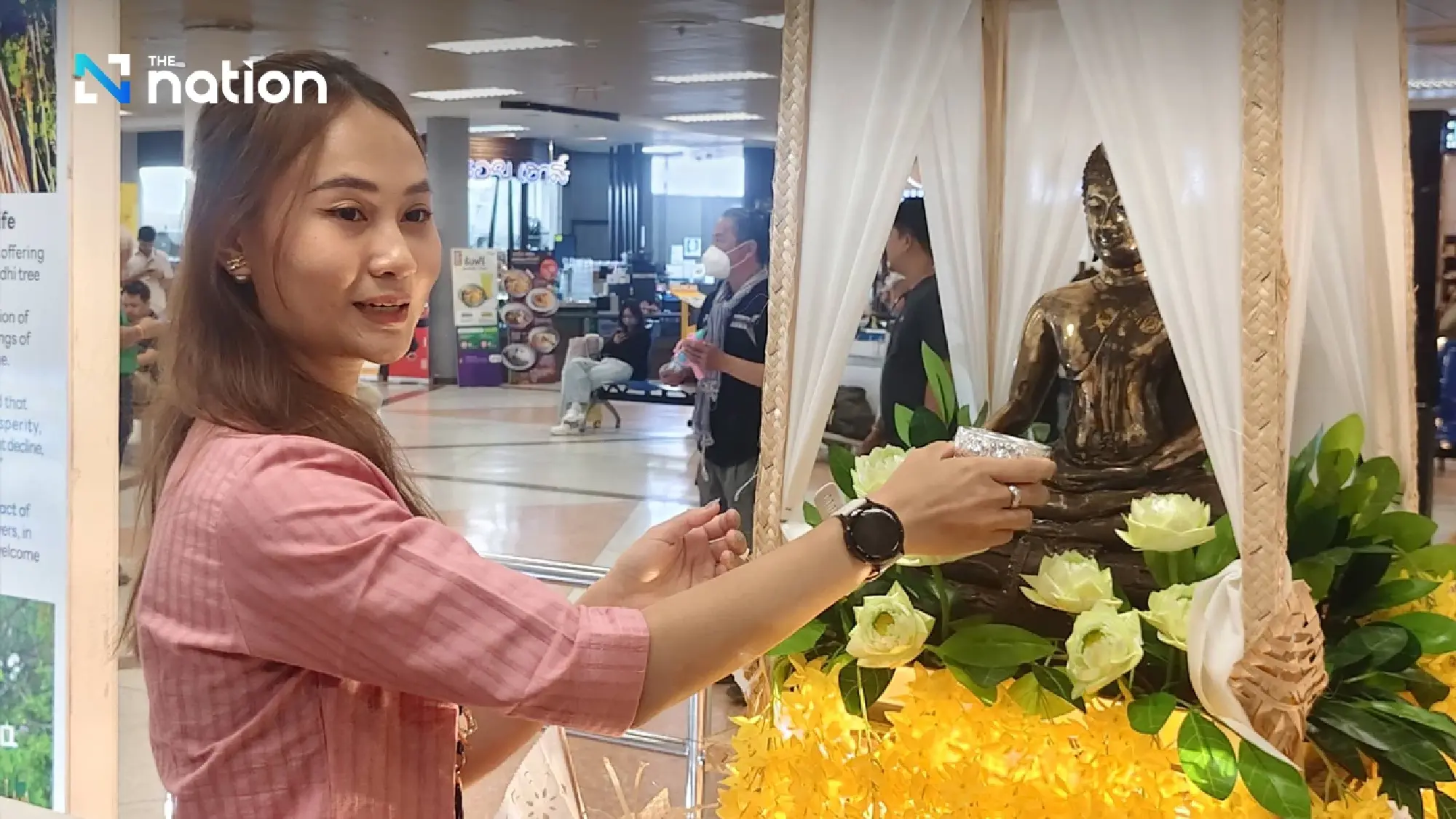Chiang Mai Airport brings Songkran atmosphere to arriving travellers