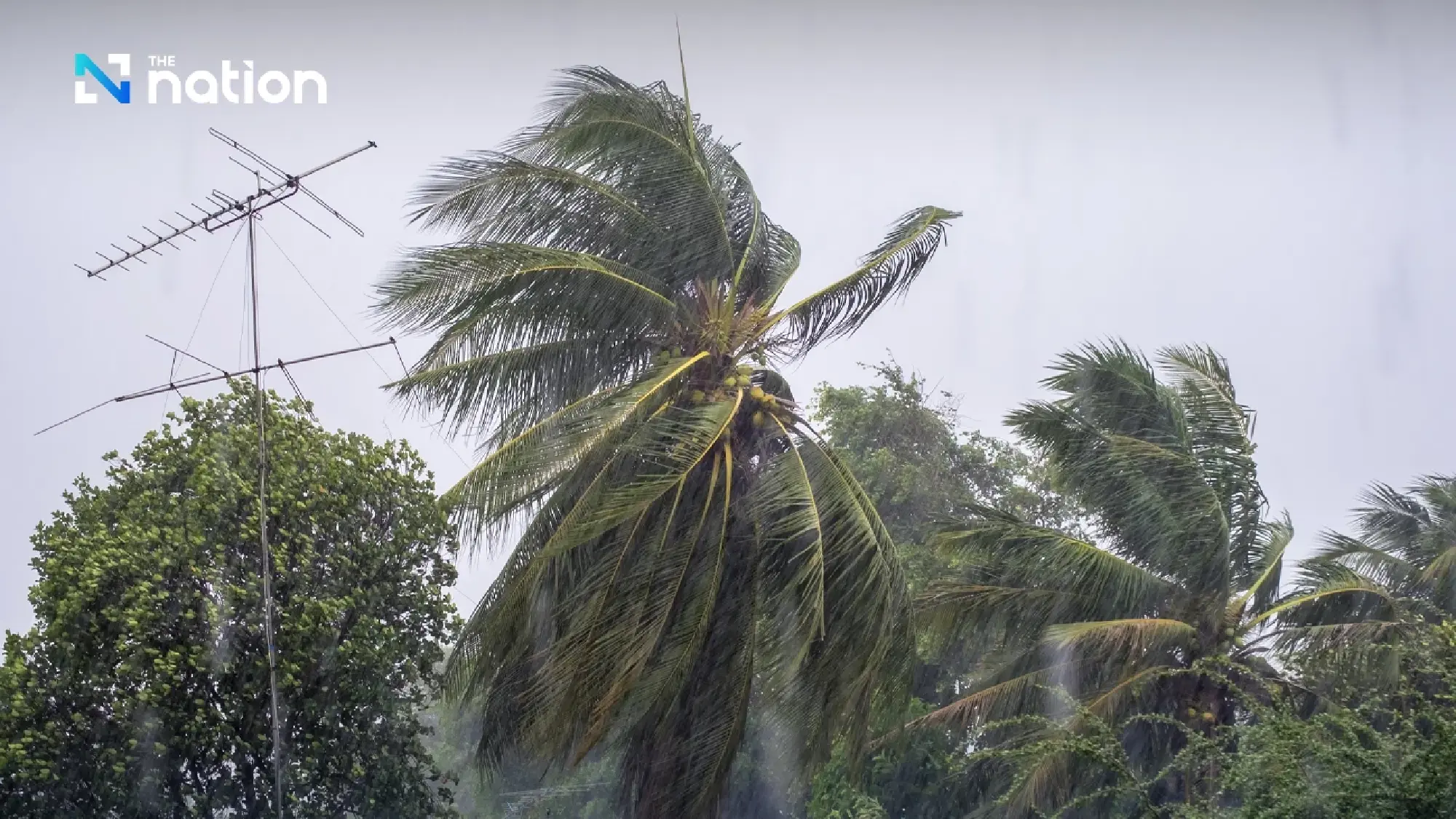 Heat to continue as temperatures hit 42C, with summer storms due from April 16