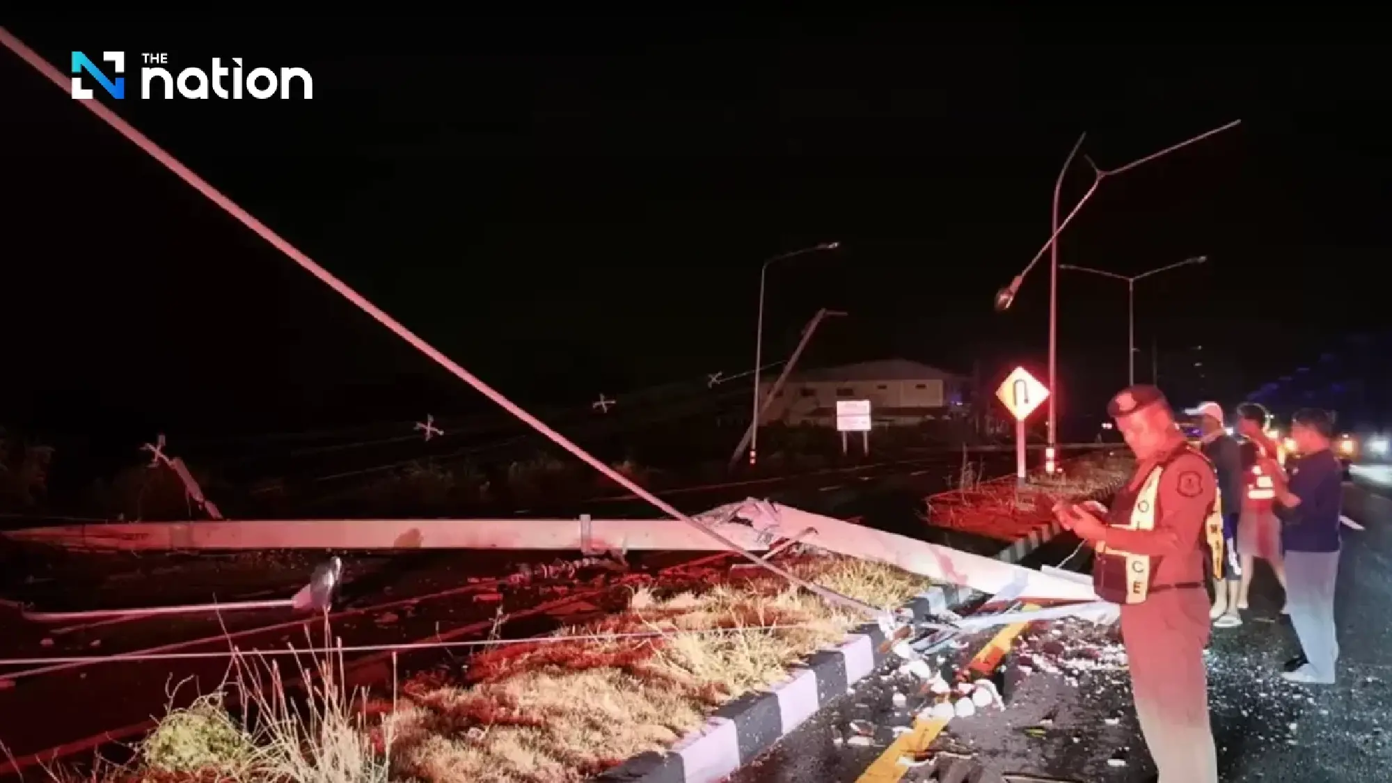 Storm chaos in Northeast – Surin blackout, Buriram roads blocked