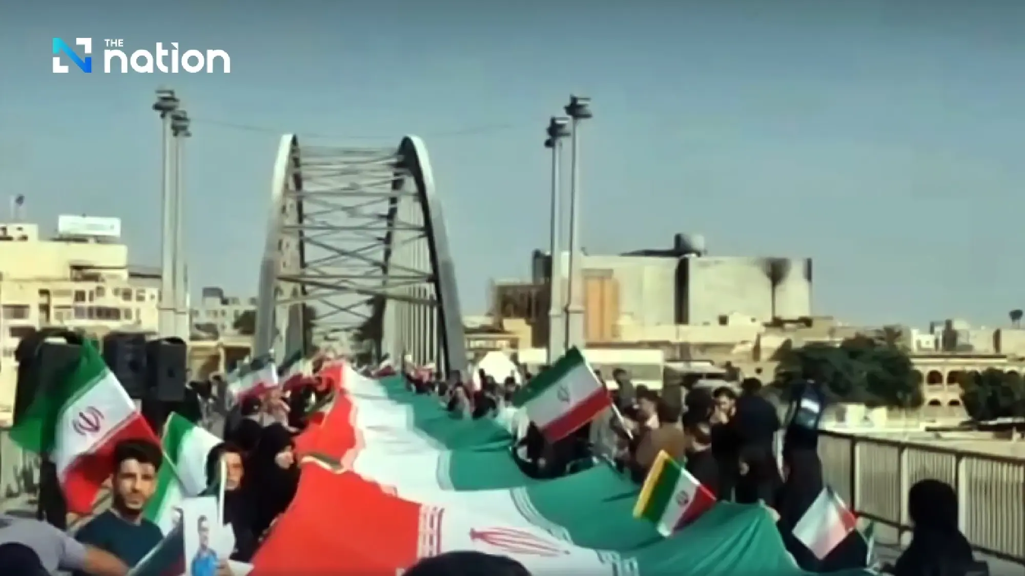 Trump backs off Iran ultimatum and agrees to two-week ceasefire