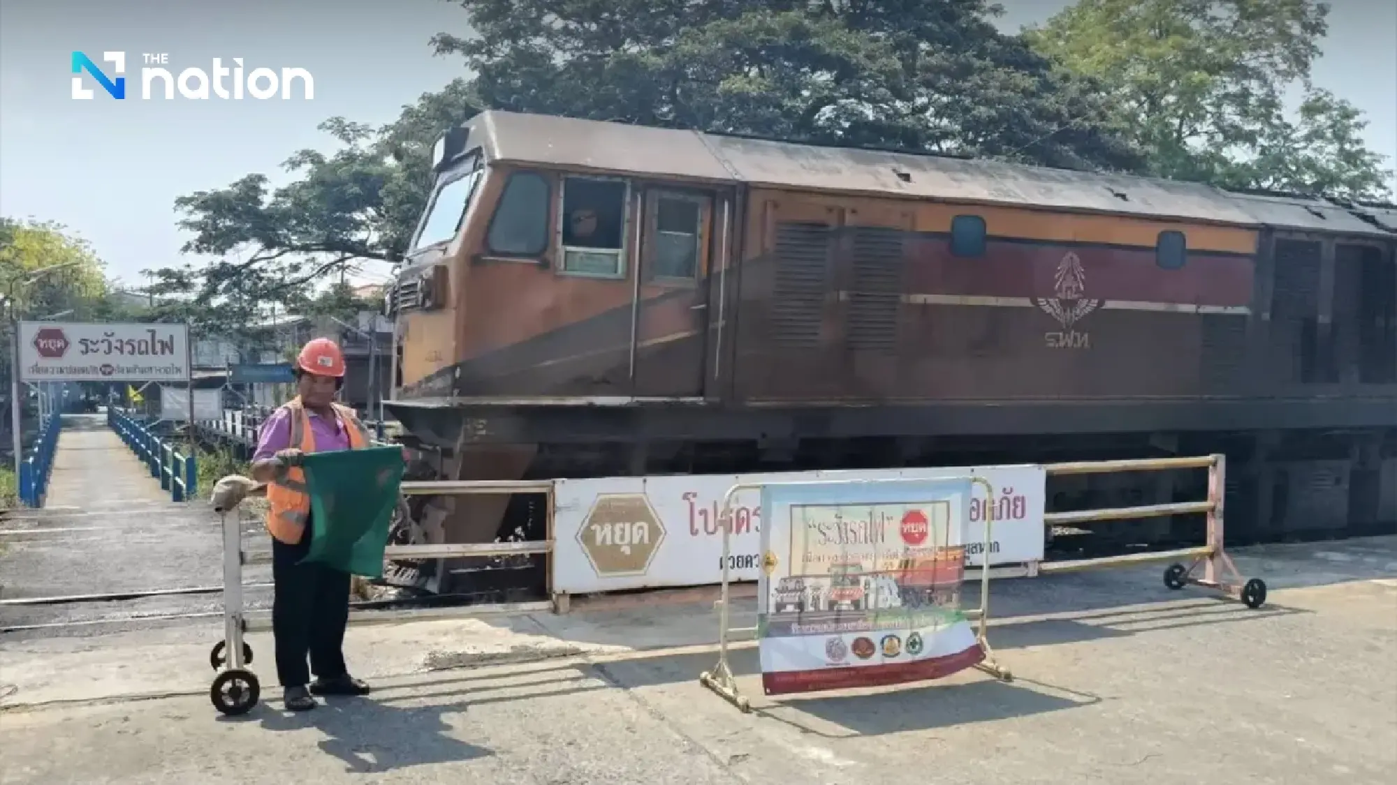 Bangkok rail ridership surges as Songkran crowds pack hotspots