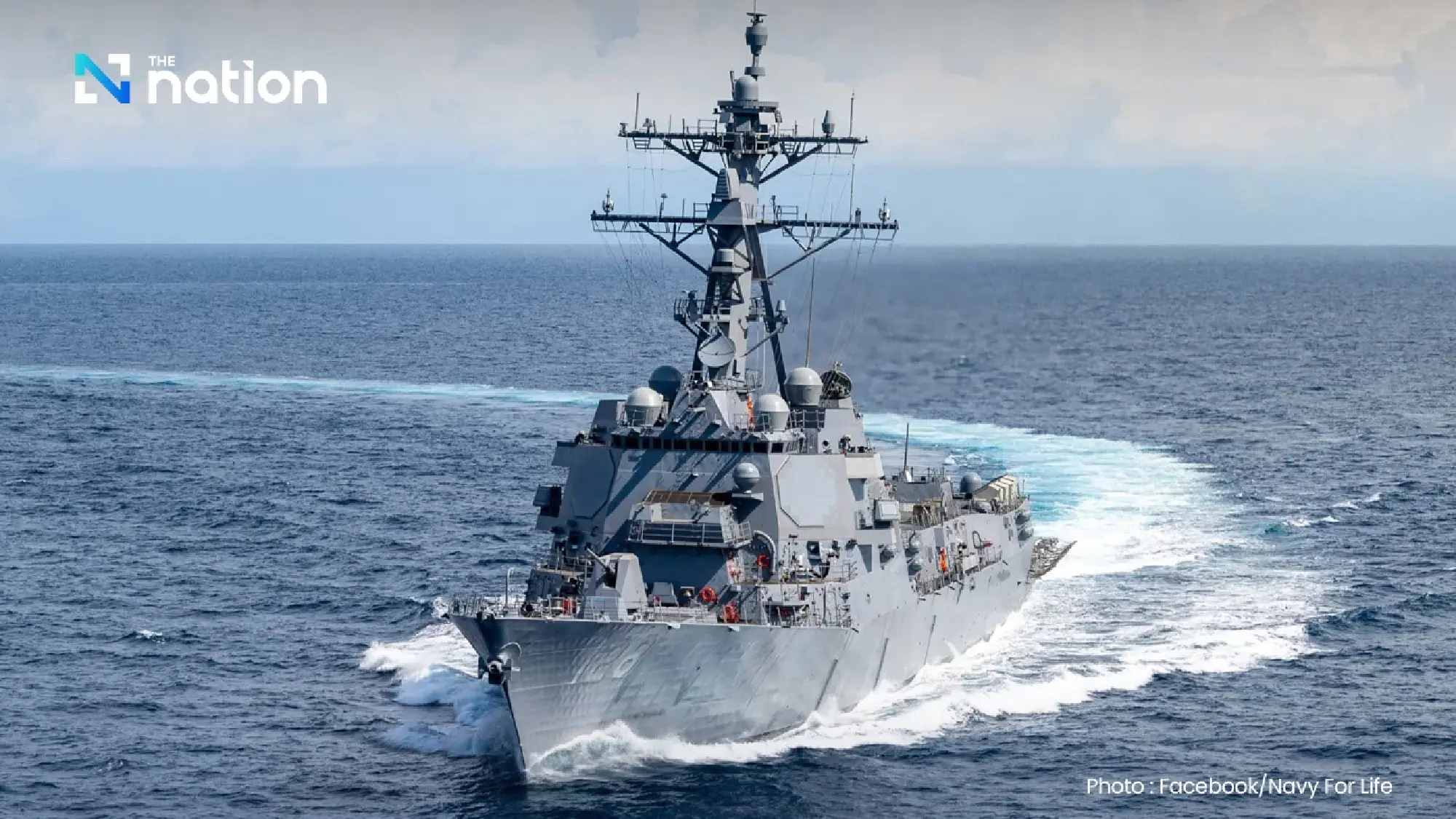 Iran warns warships away from Hormuz as Araghchi blames US