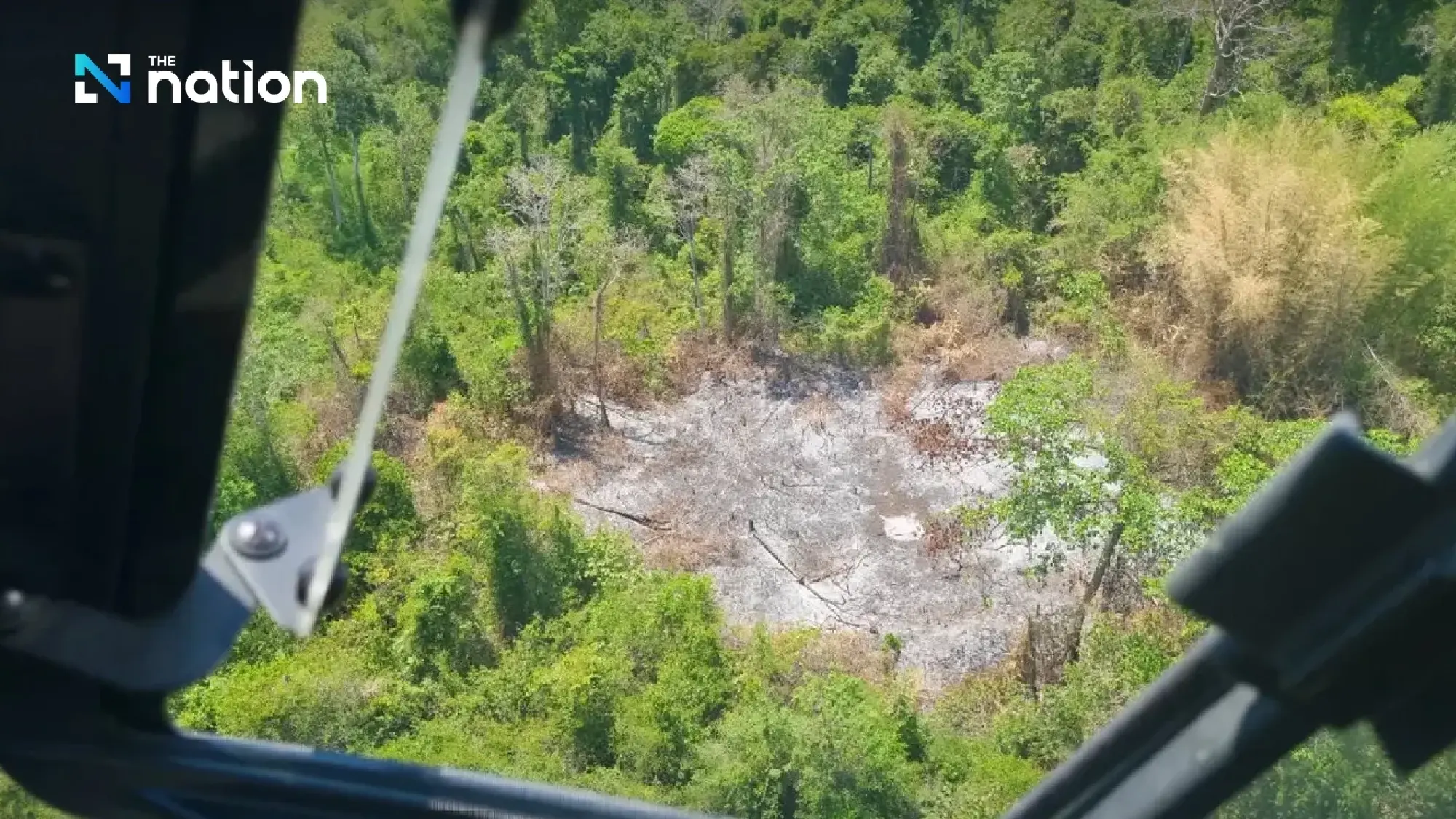 Kaeng Krachan wildfire burns 1,700 rai as officials hunt forest invaders