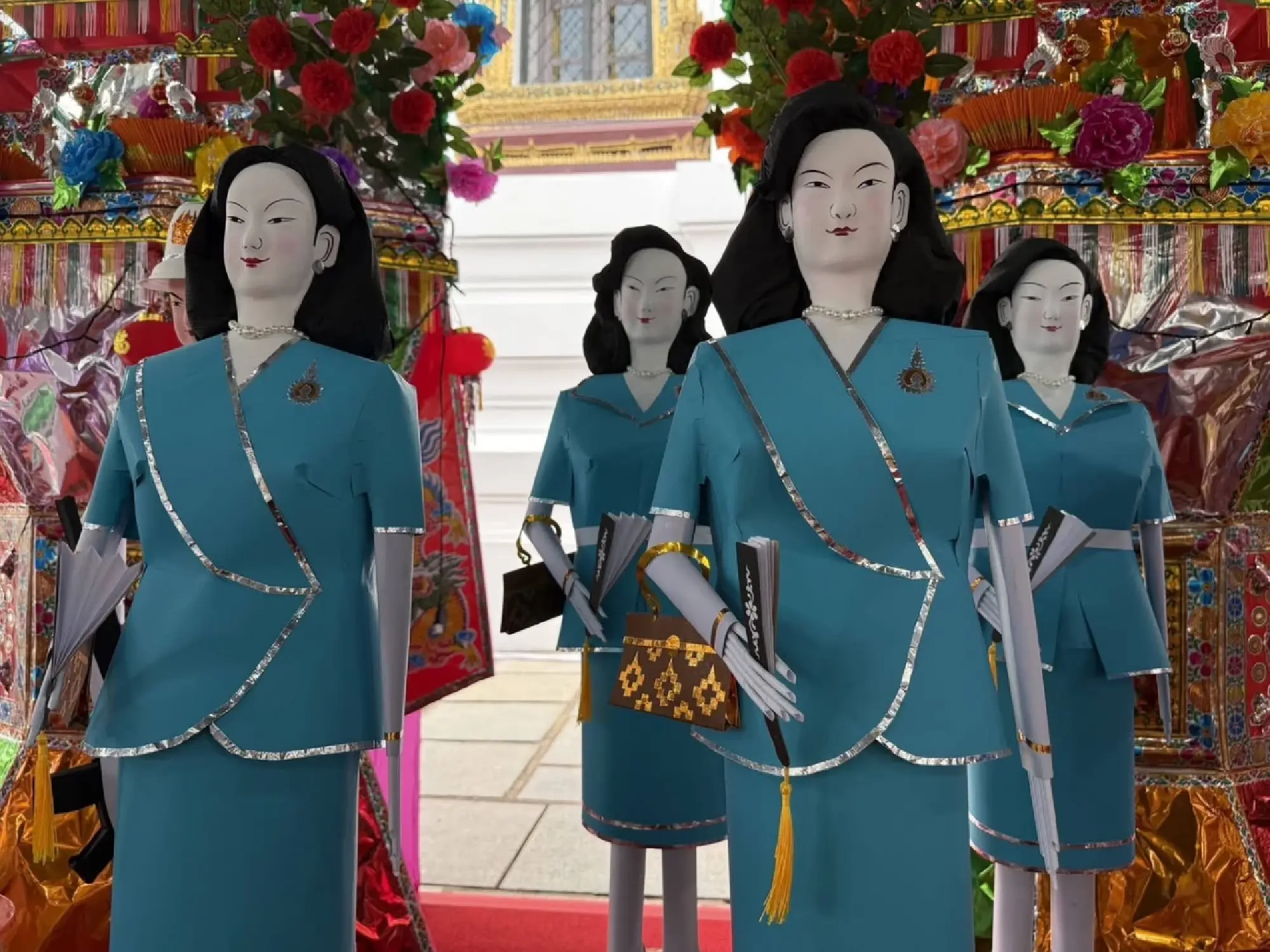 King and Queen attend Kong Tek merit ceremony for Queen Sirikit The Queen Mother