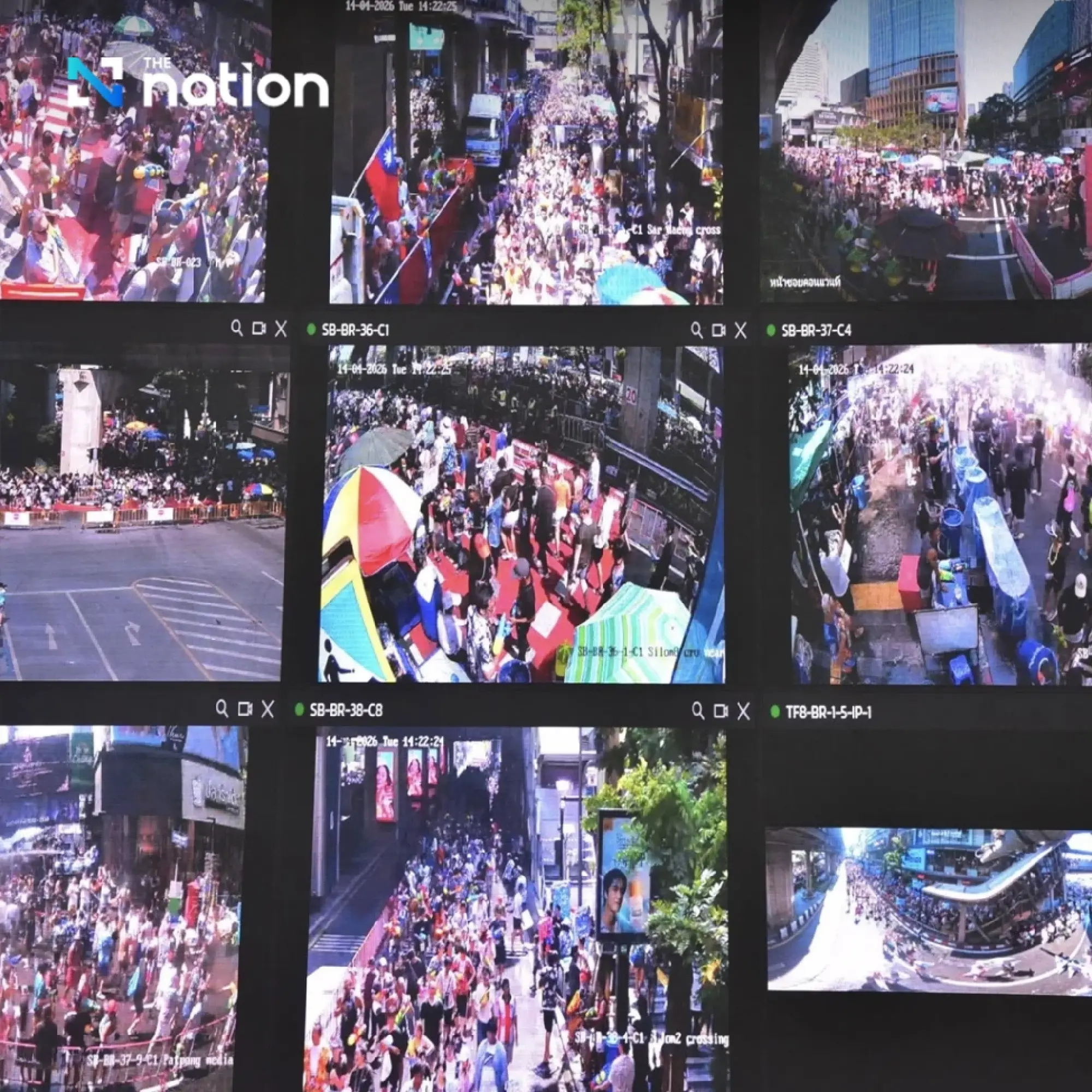 Silom hits record 160,000 revellers as Chadchart orders 8pm close