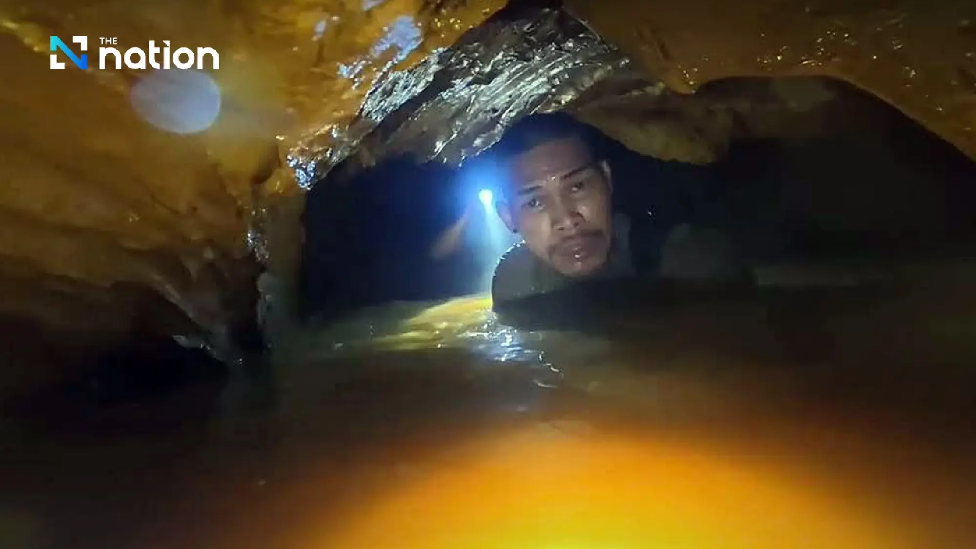 Tham Luang divers join Laos cave rescue as water rises