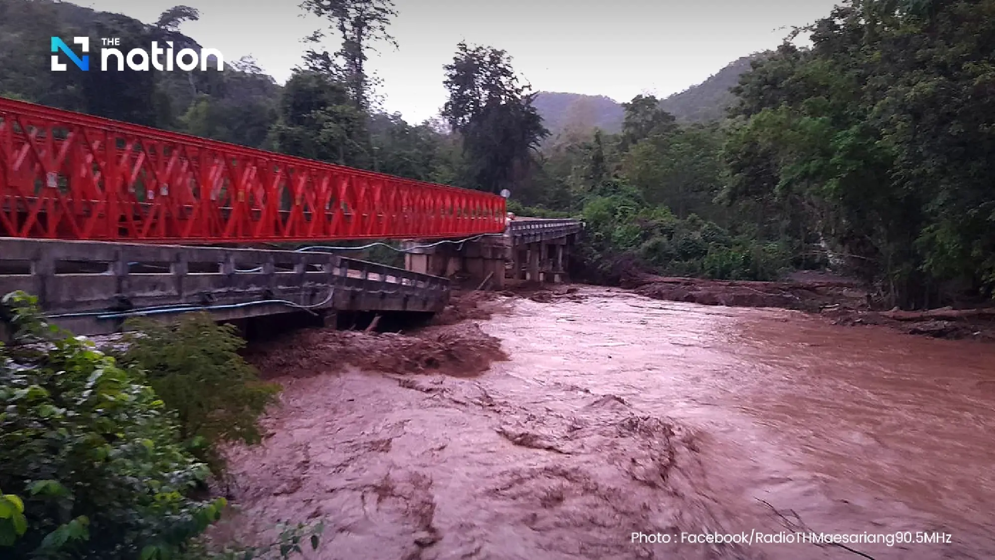 Mae Hong Son flash floods cut off Sao Hin access route