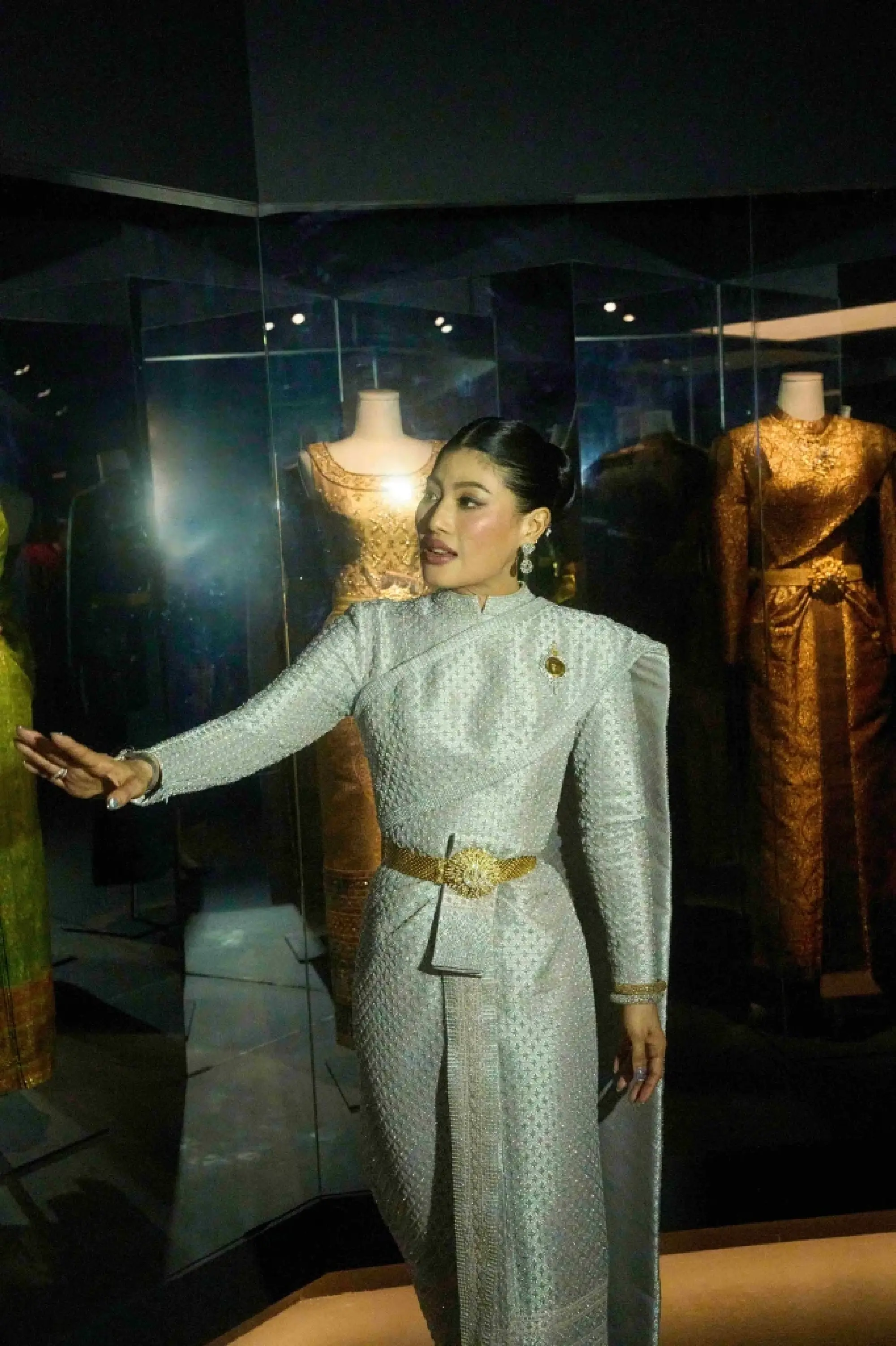 Princess Sirivannavari Opens Historic Thai Fashion Showcase