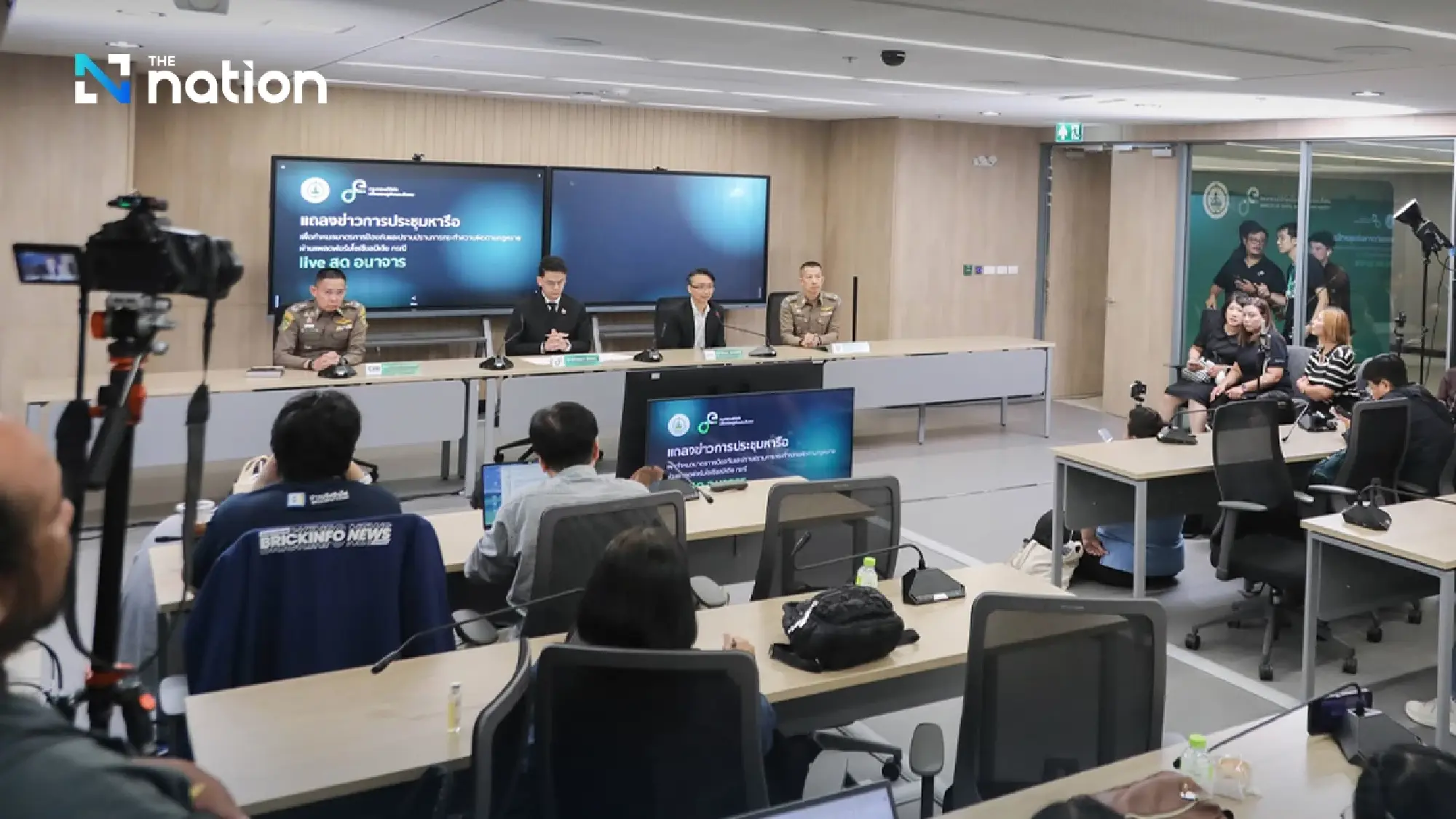 DE Ministry demands Meta answers over obscene Facebook livestreams