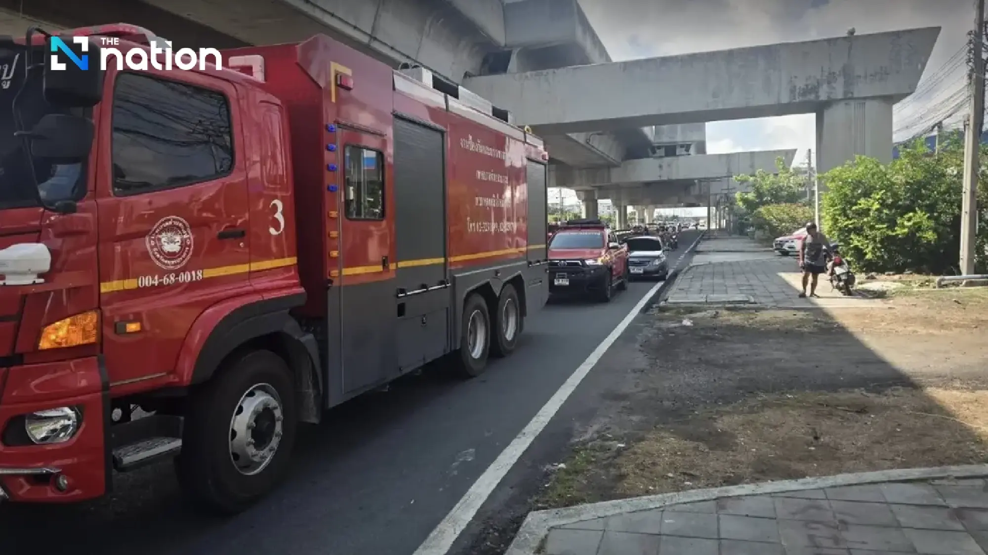 Helicopter crash in Samut Prakan causes injury as fire spreads