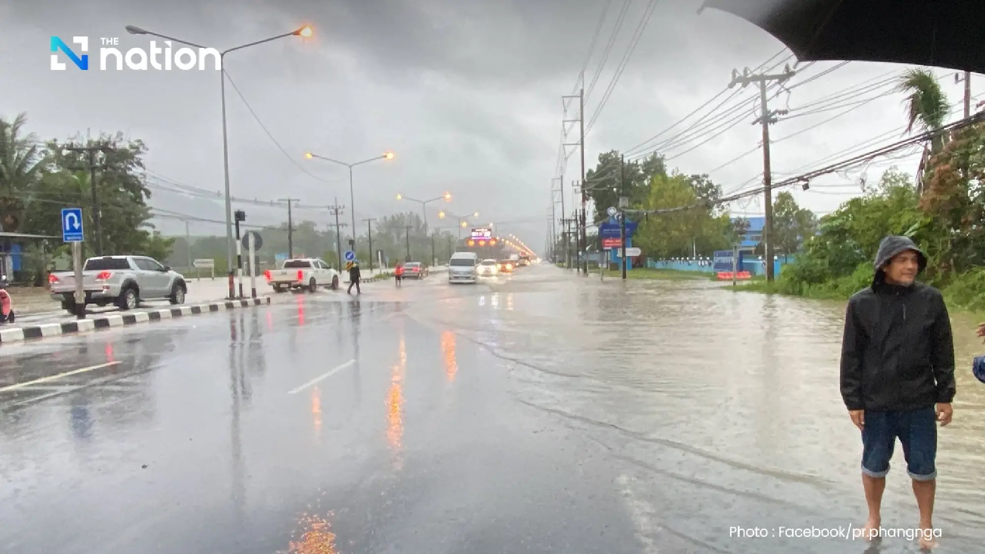 Cell Broadcast alerts sent as heavy rain hits Ranong, Phang Nga