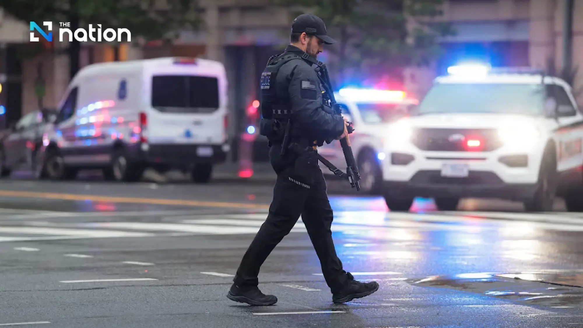 Gunman killed after opening fire at White House checkpoint