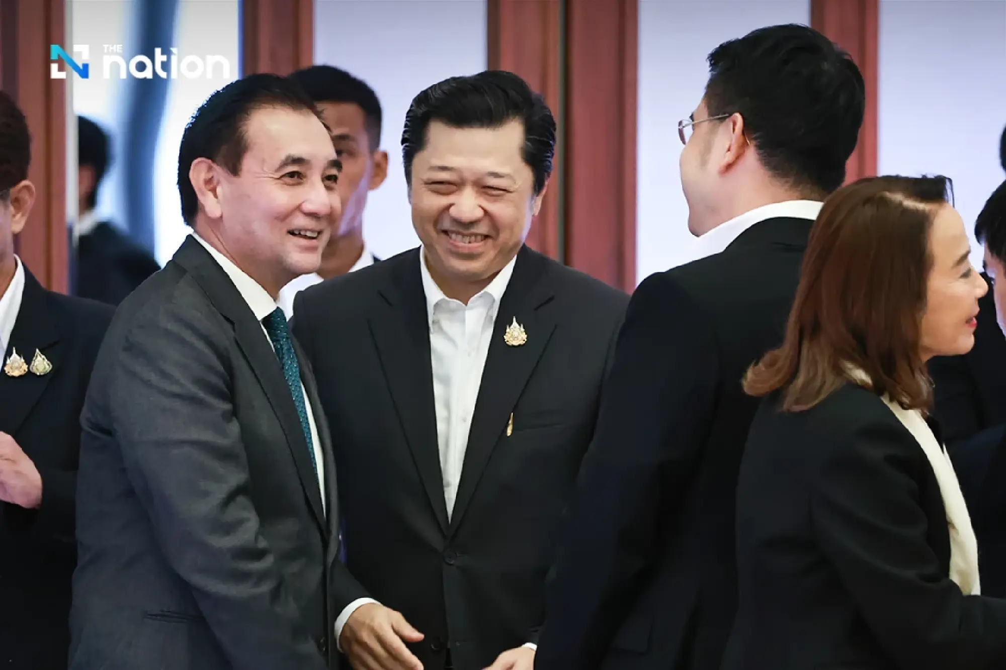 Government accepts CEO proposals for urgent economic push