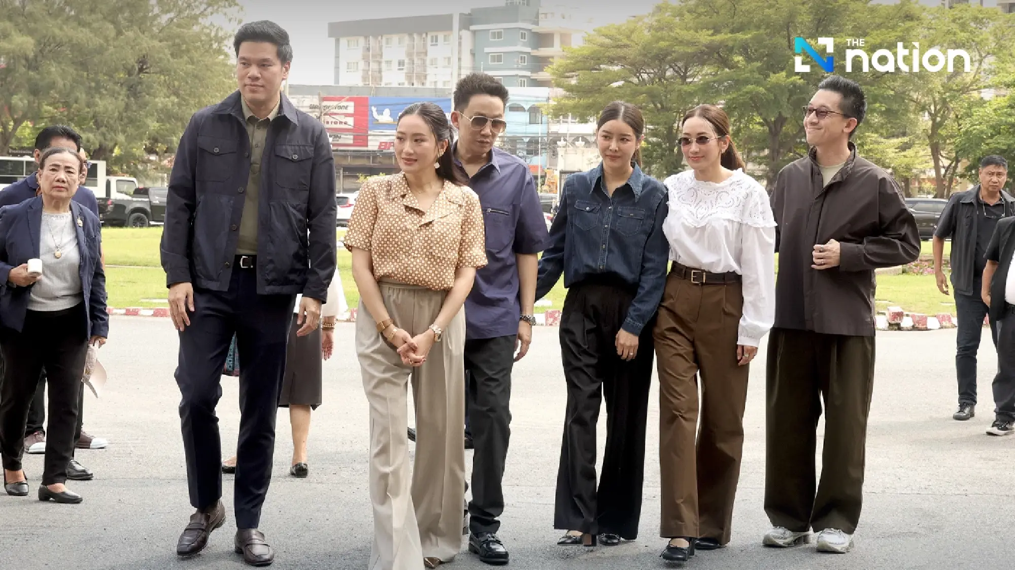 Thaksin’s children make final prison visit before parole release