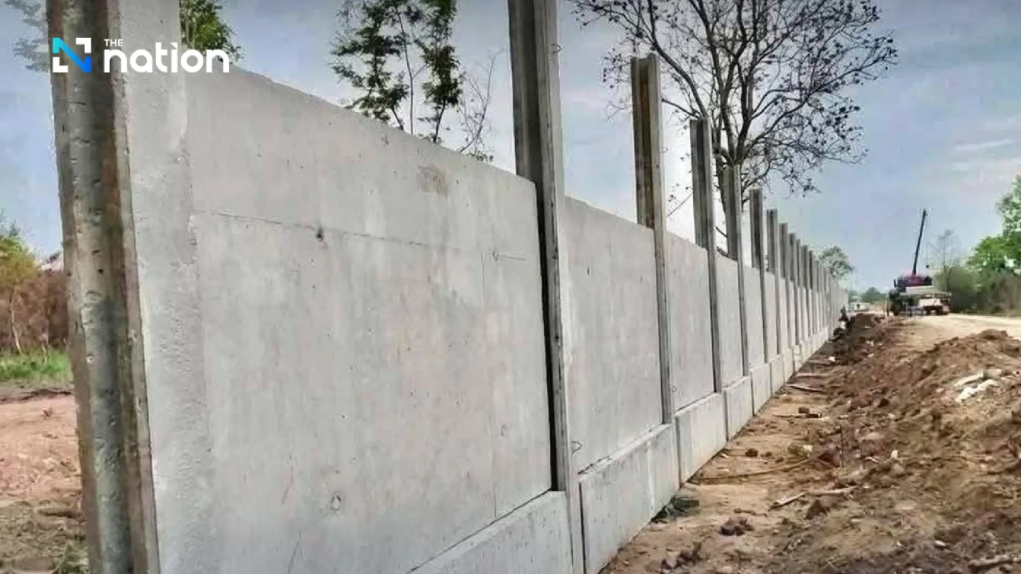 Thai military presses ahead with Chanthaburi border fence, insists work is within Thai territory