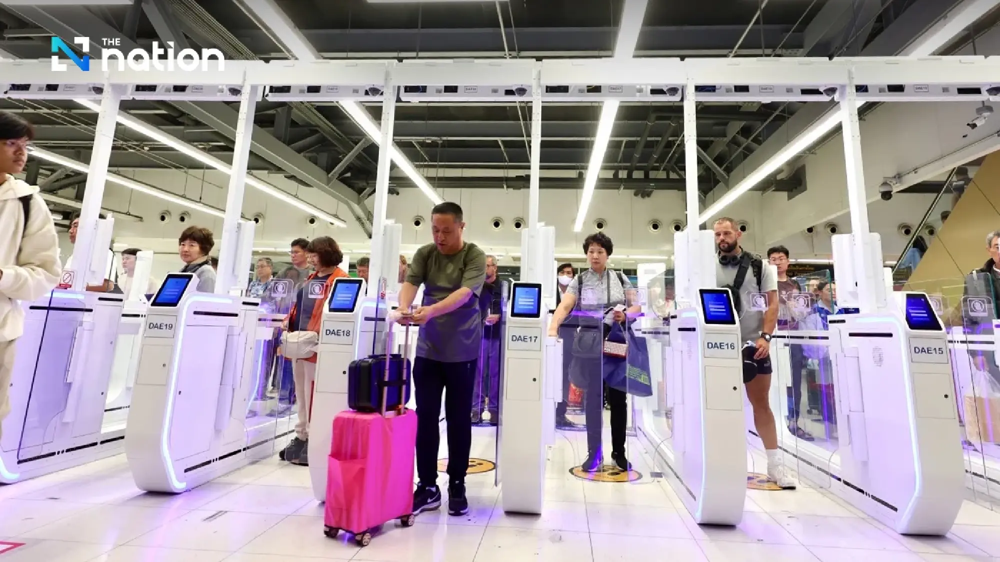 AOT hikes departure service charge to 1,120 baht – Exit tax still under review