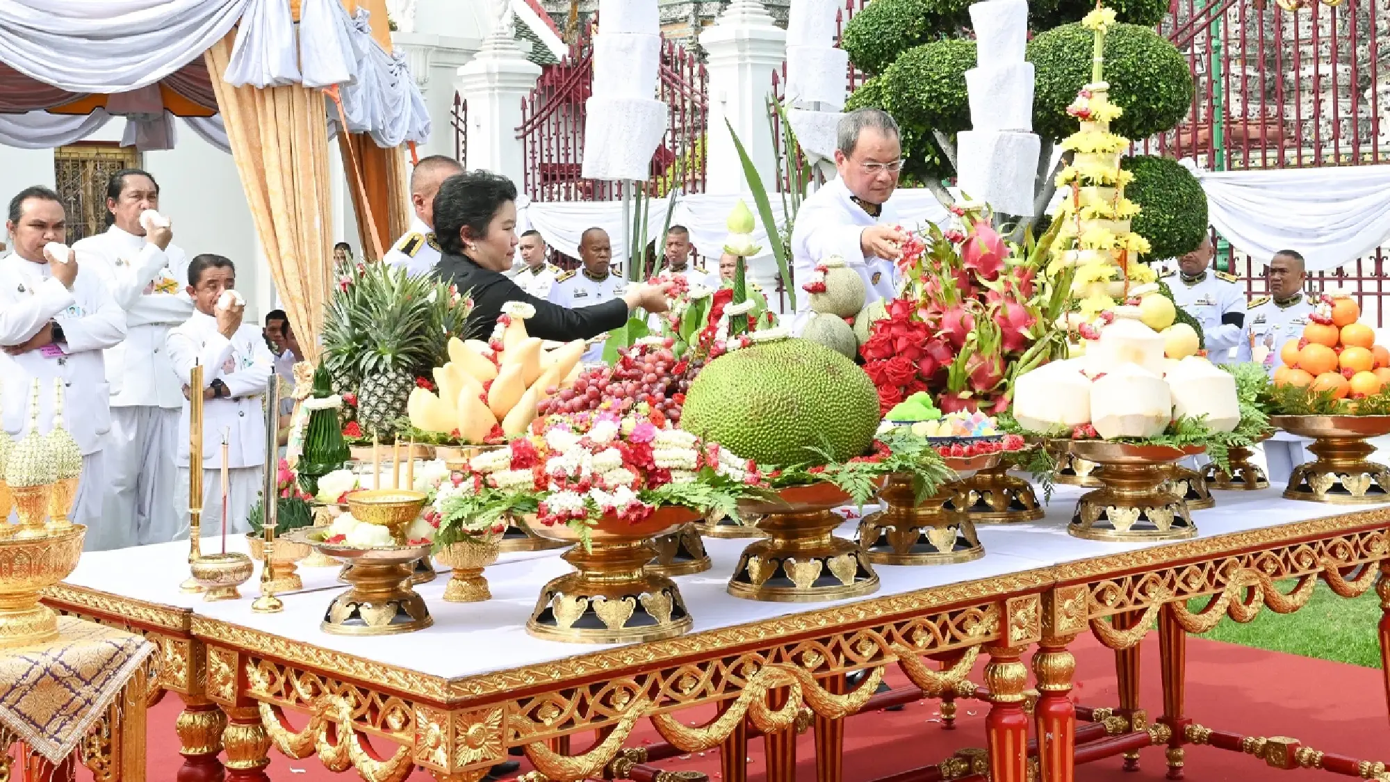 Her Royal Highness Princess Maha Chakri Sirindhorn Presides over the Sacred Worship Ceremony of Wat Arun’s Prang to Commemorate the 80th Anniversary of Thai Group Holdings
