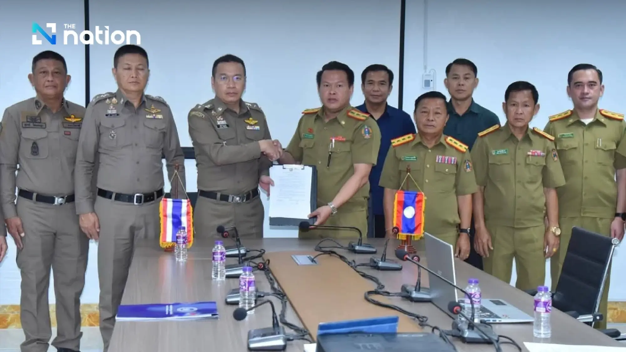 Laos hands over 106 Thais linked to scam-gang crackdown