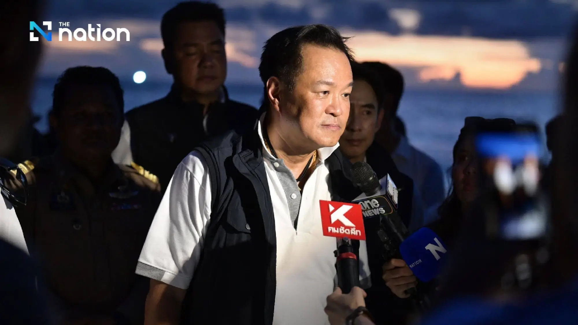 Anutin vows crackdown on local mafia after public beach encroachment in Phuket