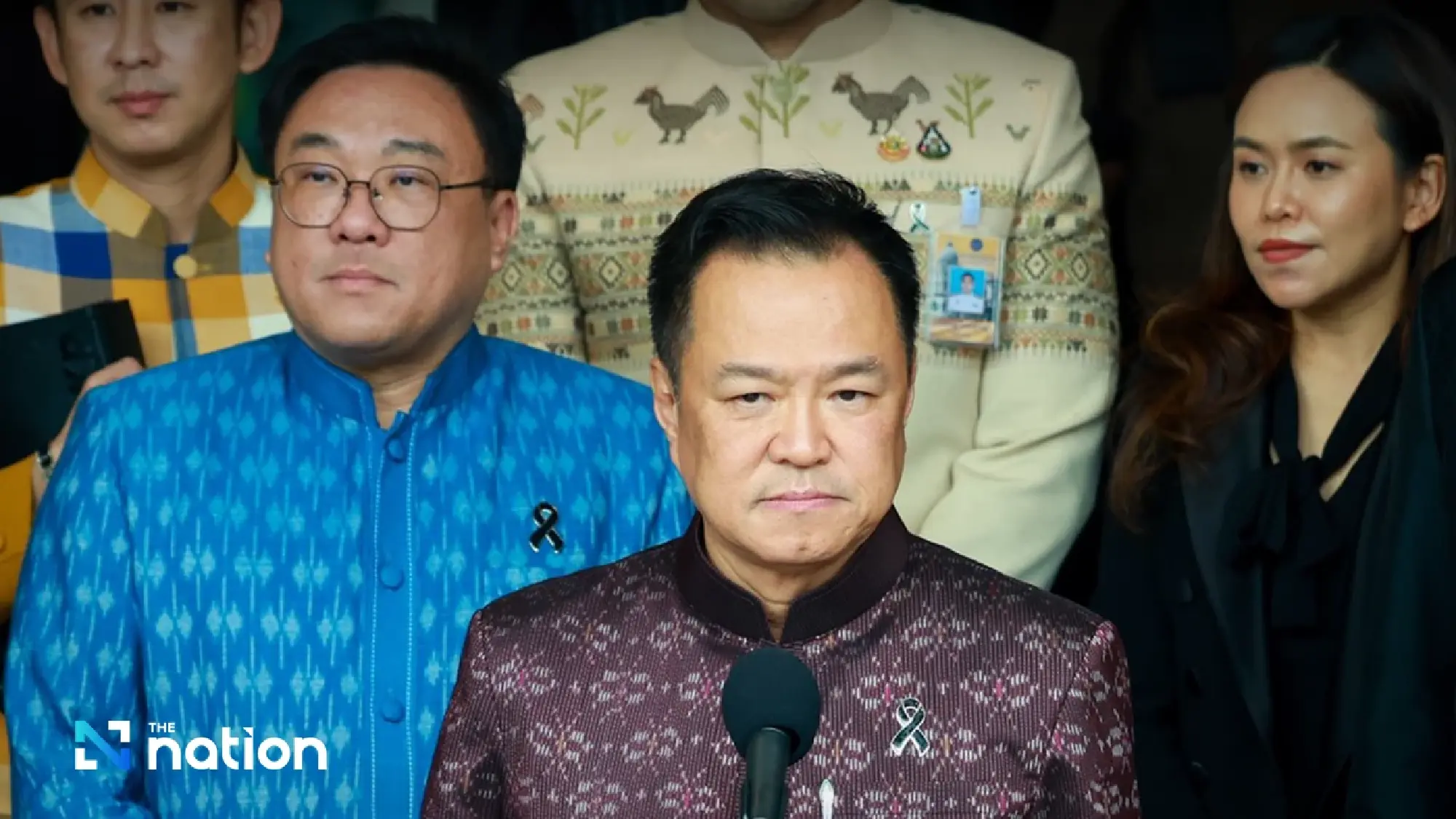 Anutin vows 400bn-baht loan decree will proceed despite court challenge