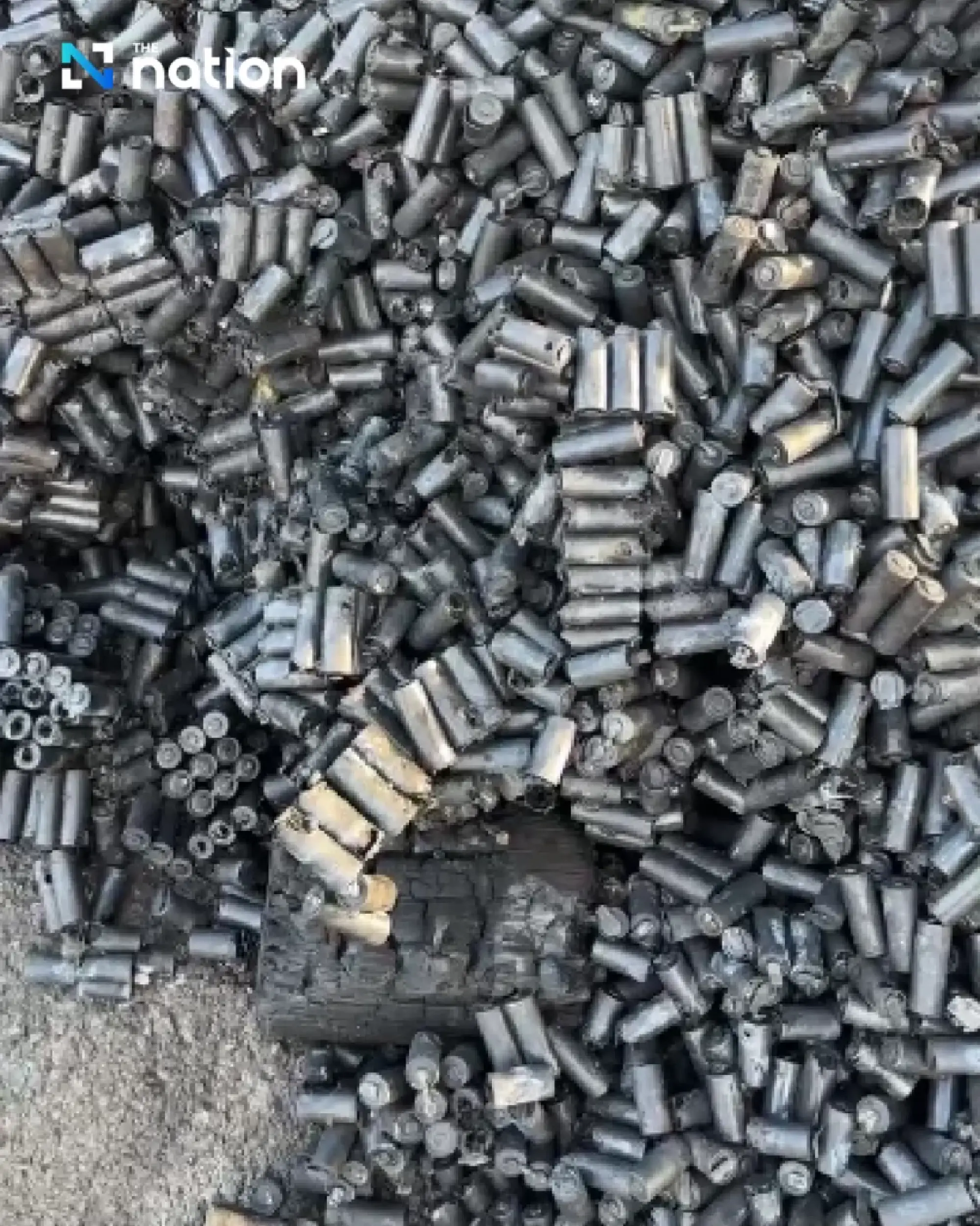 Lithium battery truck fire closes Bang Na-Trat Road