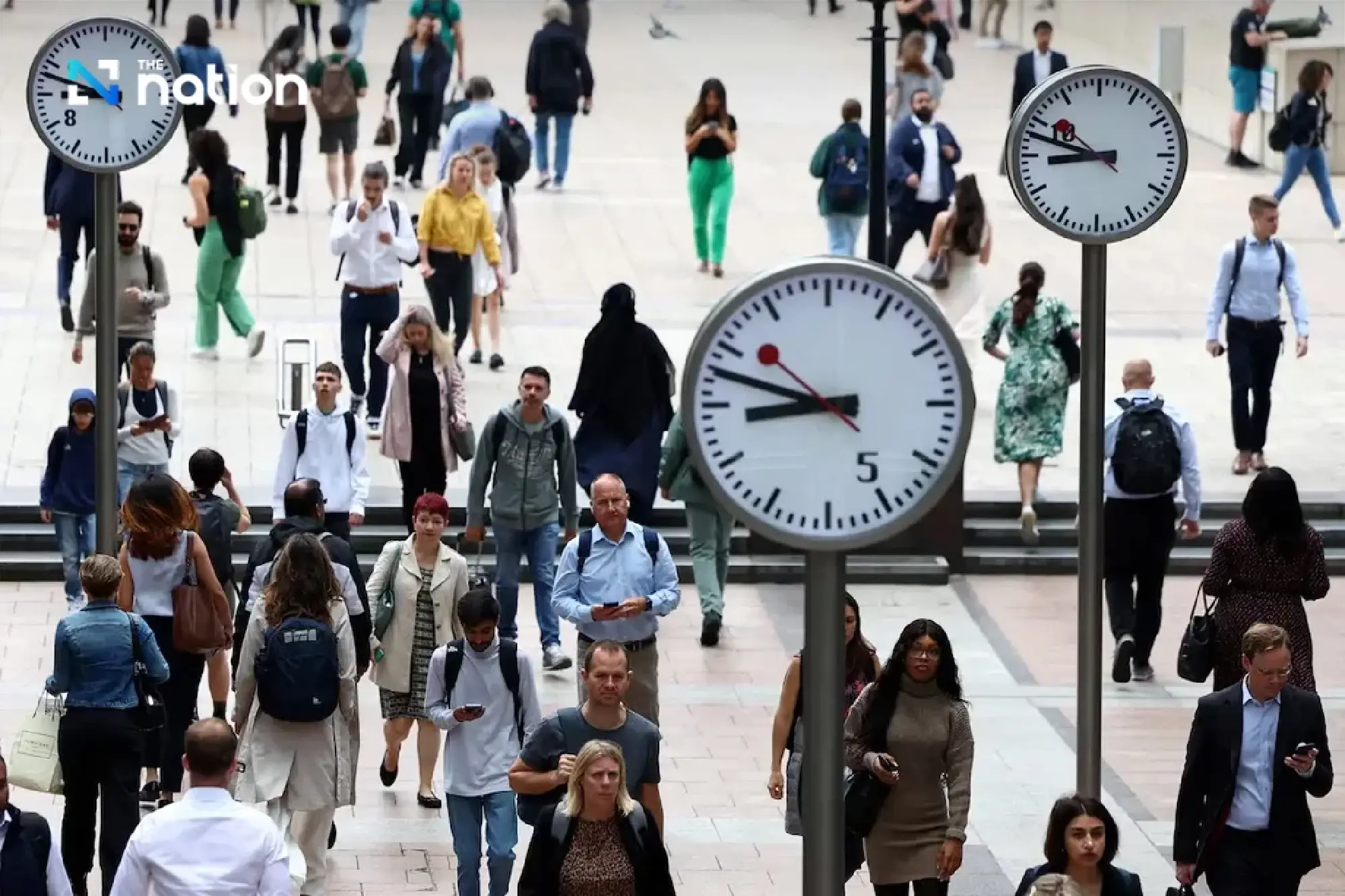 Global debt hits record US$353 trillion as investors begin diversifying away from US bonds