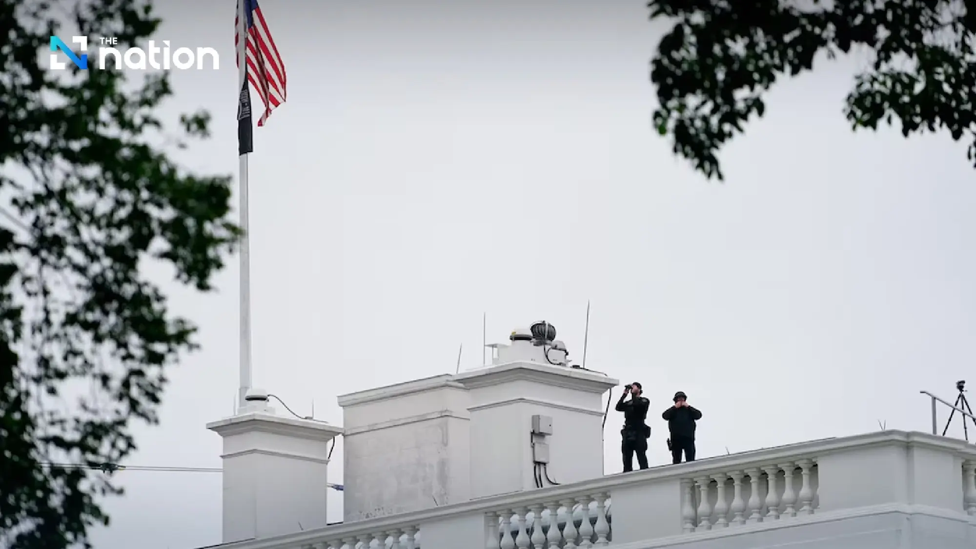 Gunman killed after opening fire at White House checkpoint