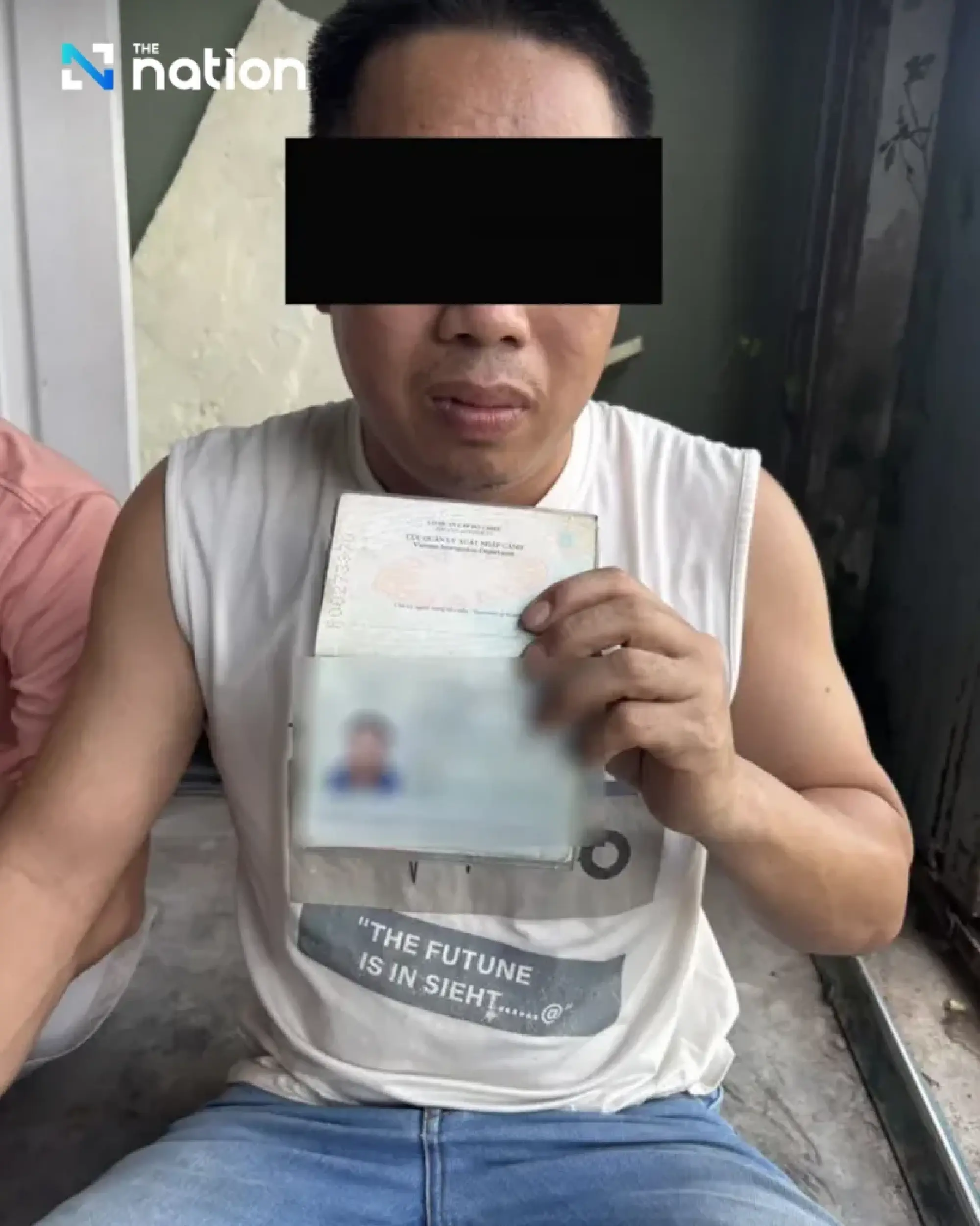 Police, FDA raid Bangkok warehouse, arrest 4 Vietnamese over illegal cannabis production