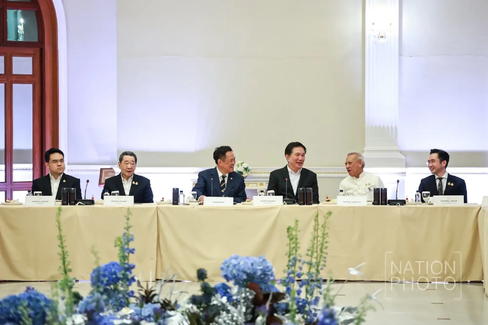 Government accepts CEO proposals for urgent economic push