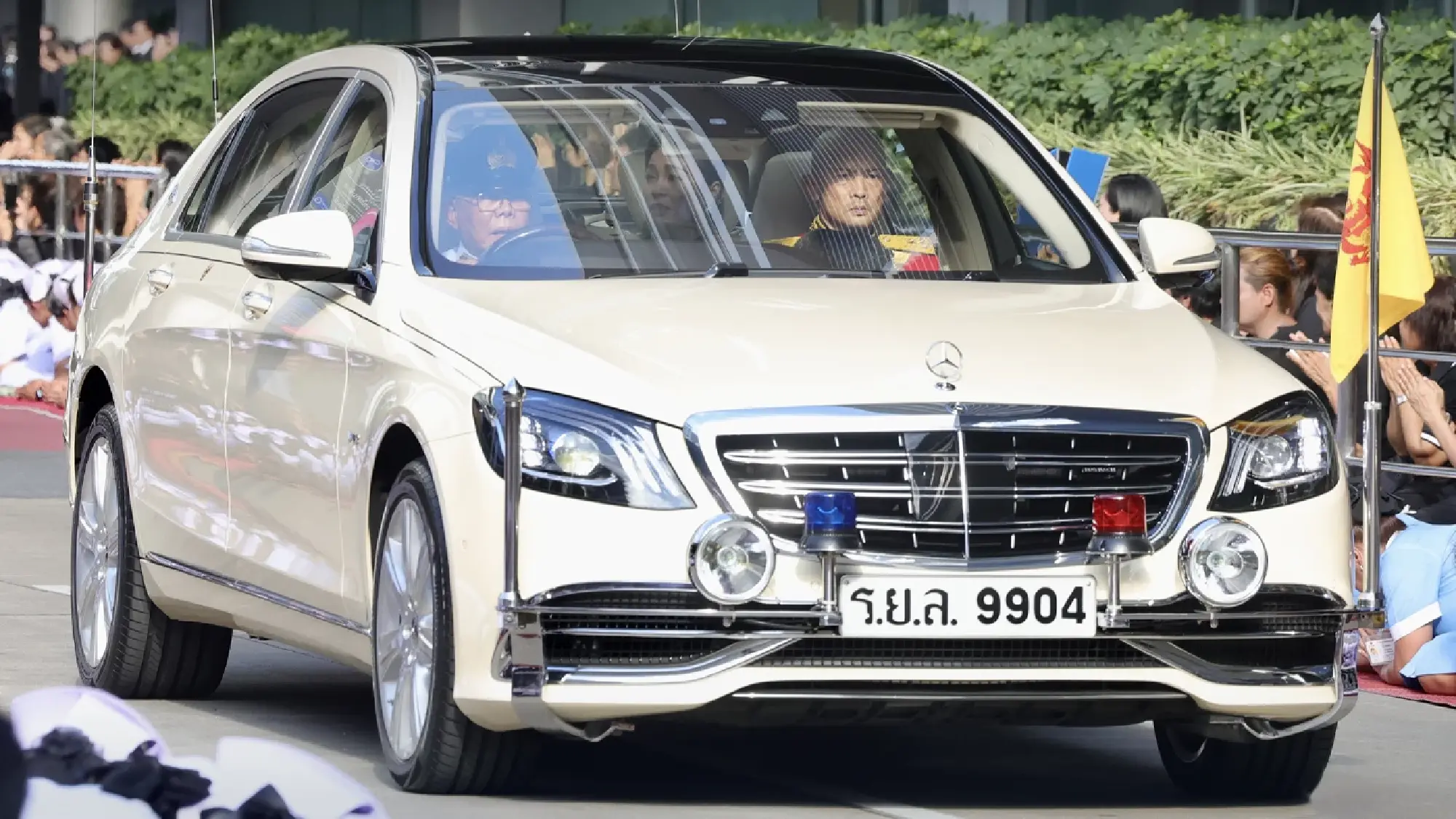 Solemn procession: Princess’s royal remains transferred to Grand Palace