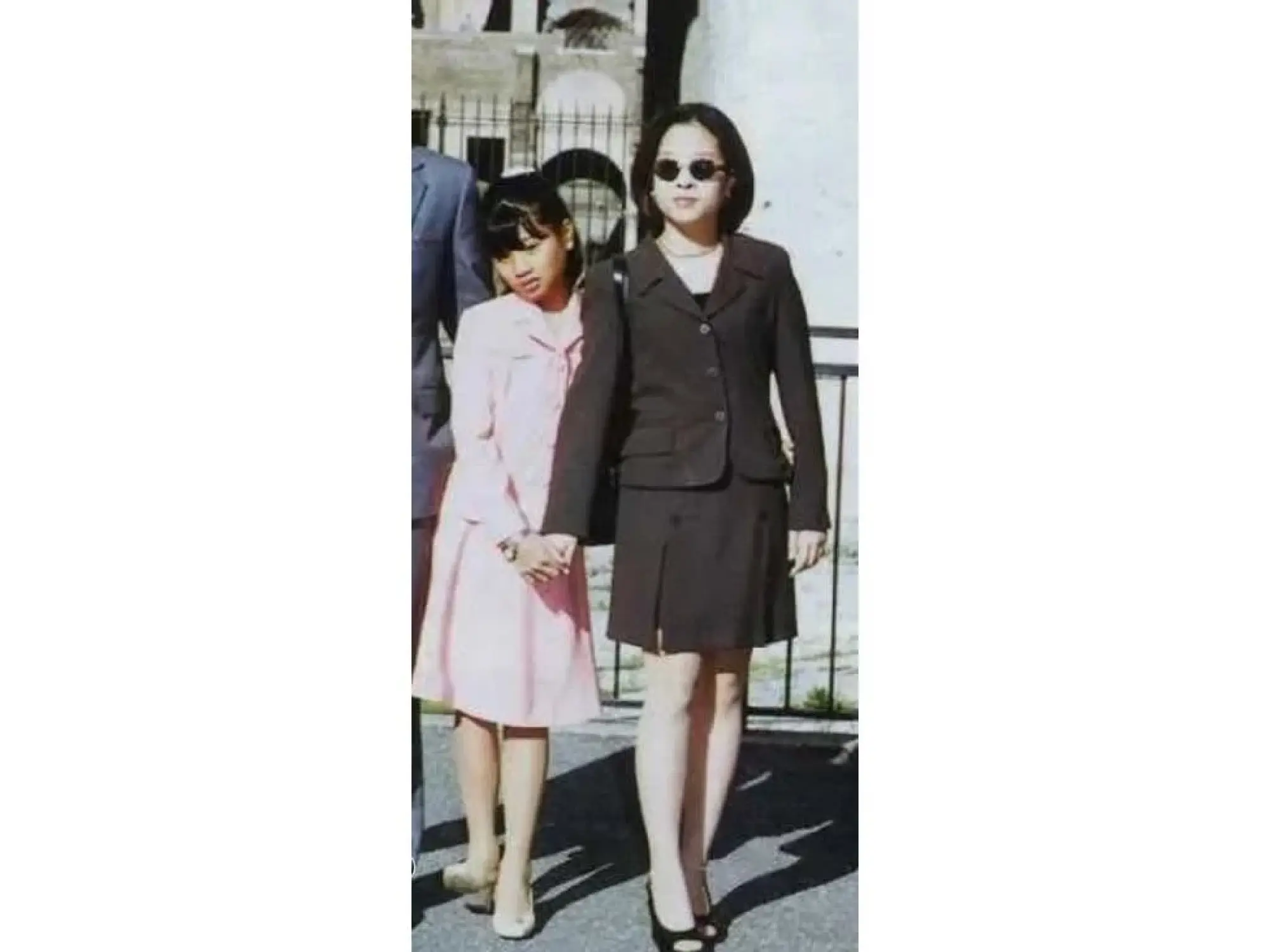 Princess Sirivannavari pays tribute to Princess Bajrakitiyabha