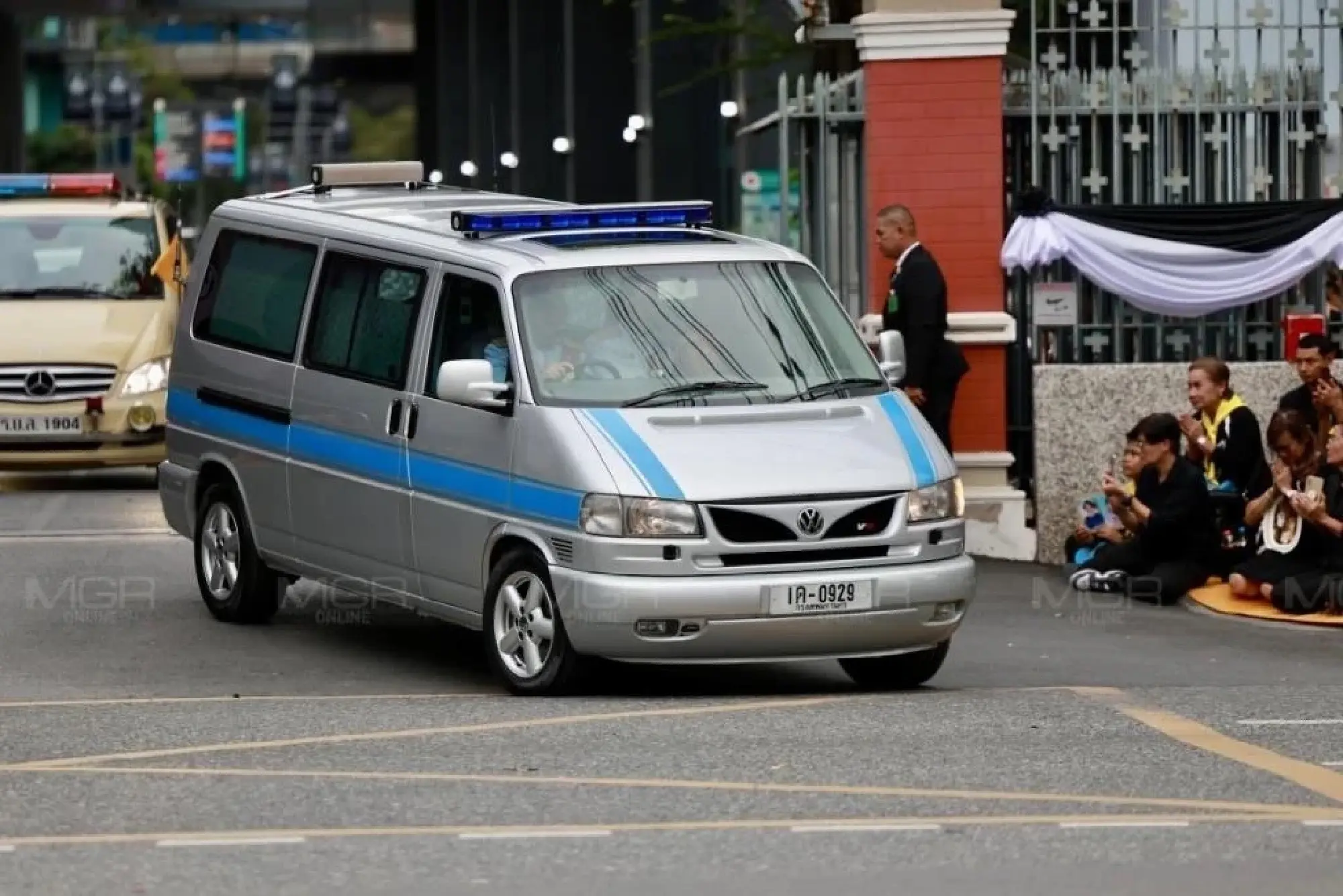 Solemn procession: Princess’s royal remains transferred to Grand Palace