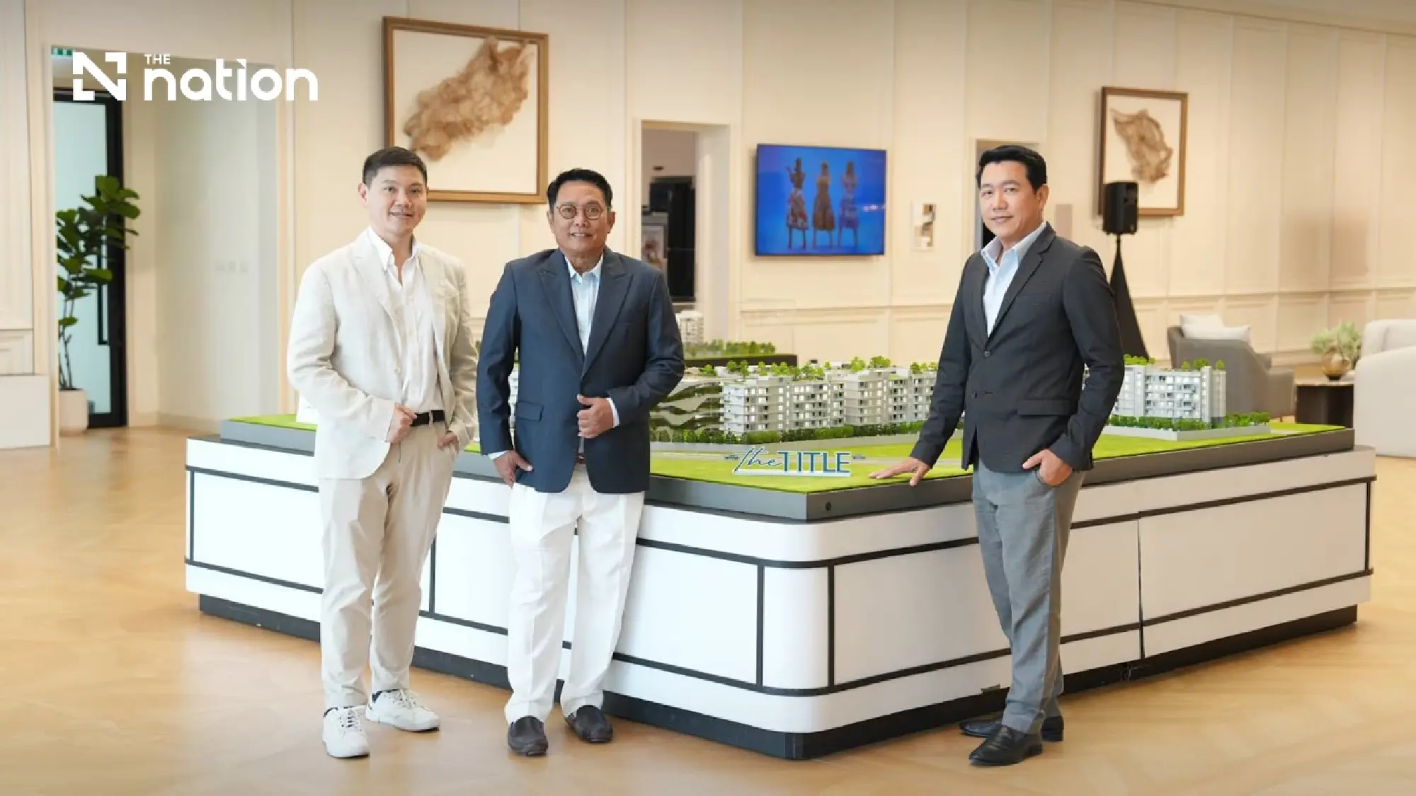 (right) Kromchet Vipanpong
