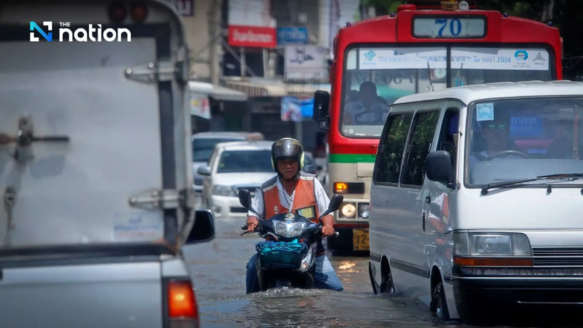 BMA blames Bangkok flooding on low-lying terrain, heavy rain and rubbish-clogged drains