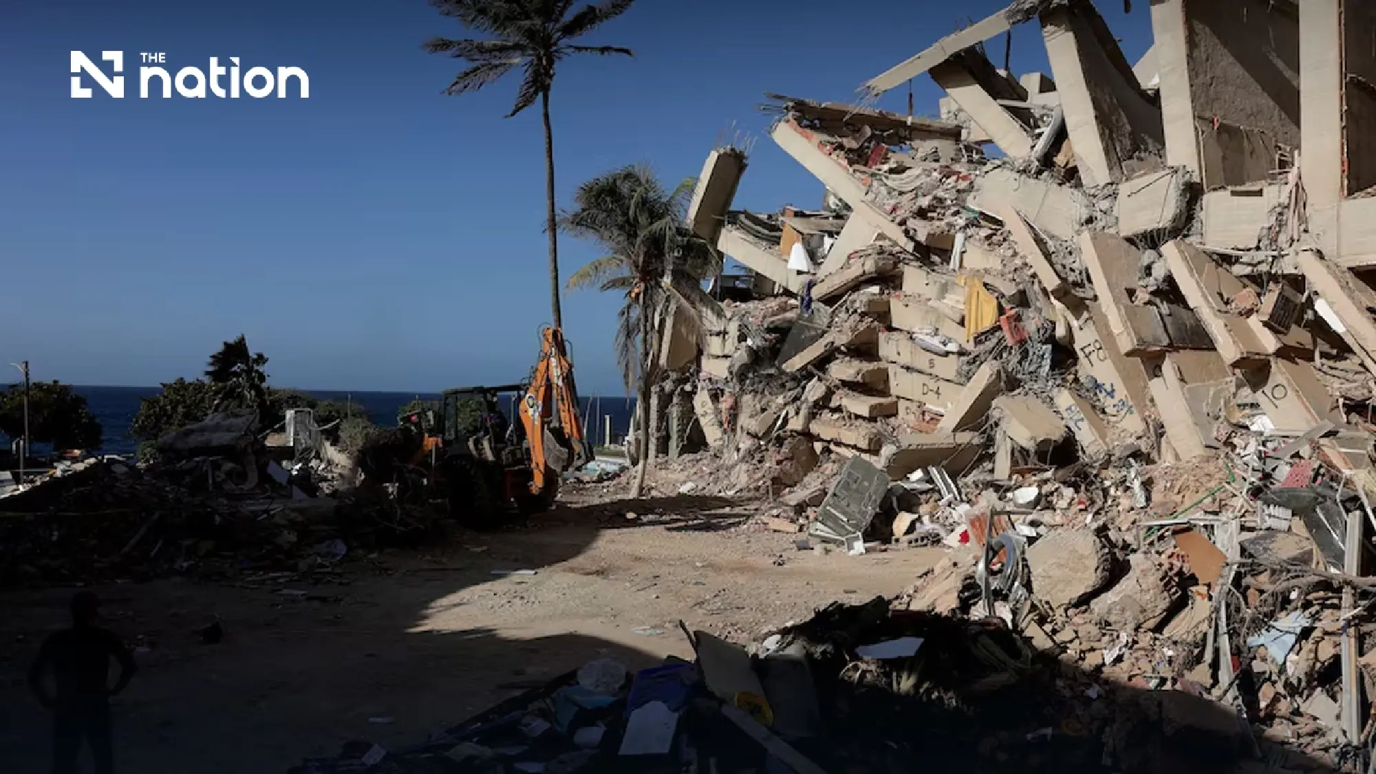 Survivors criticise slow aid as Venezuela quake rescues enter critical stage