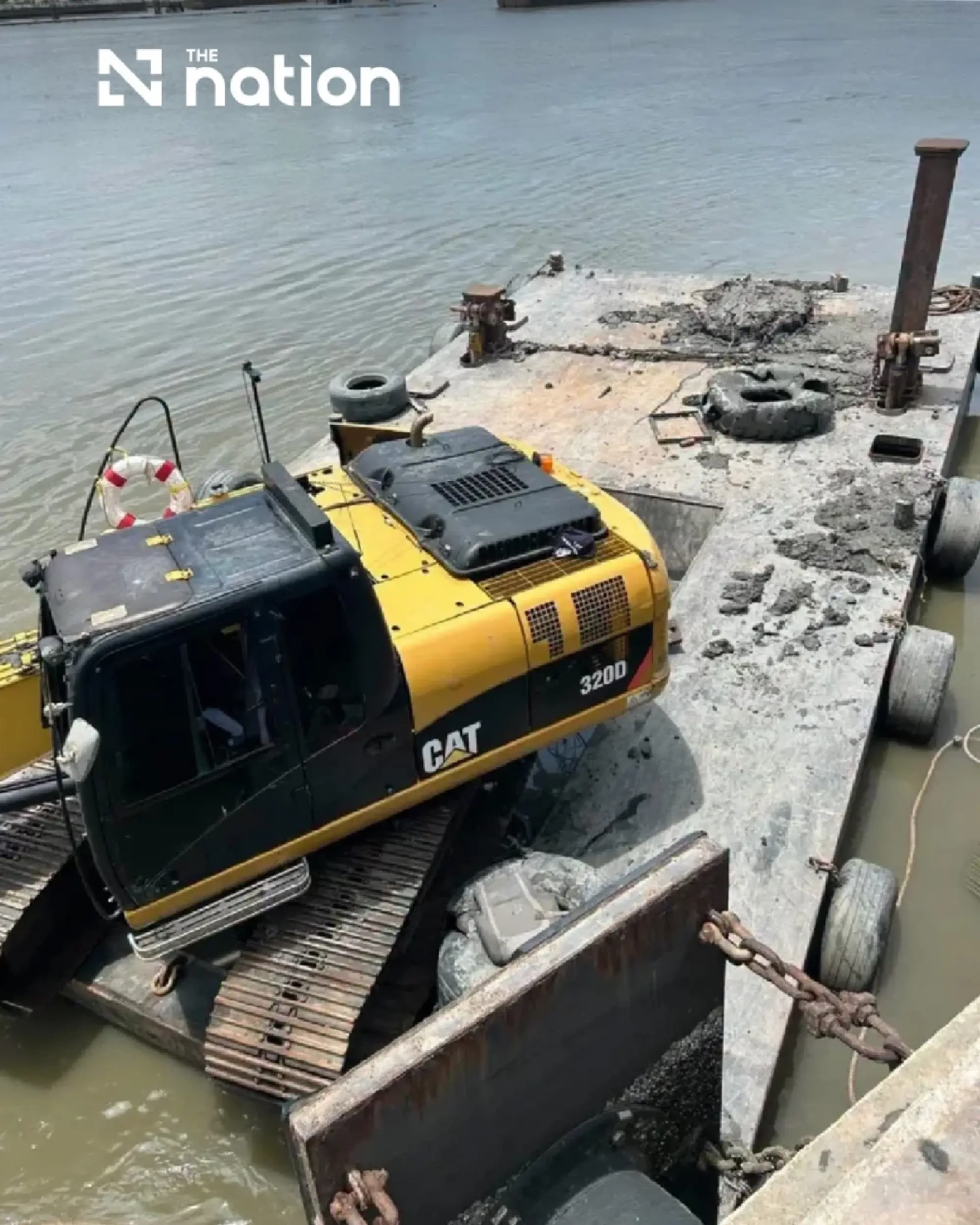 Search under way after Samut Prakan pontoon accident