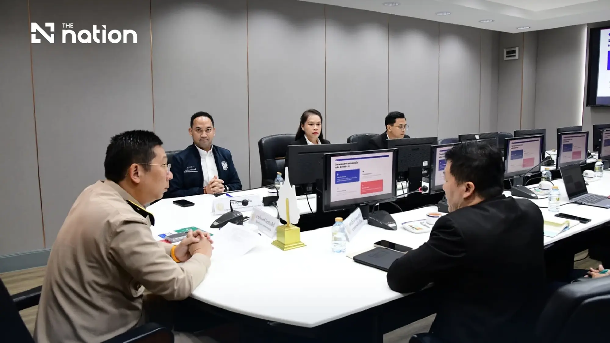Thailand targets pay-to-fly scheme as new pilots face rising entry costs