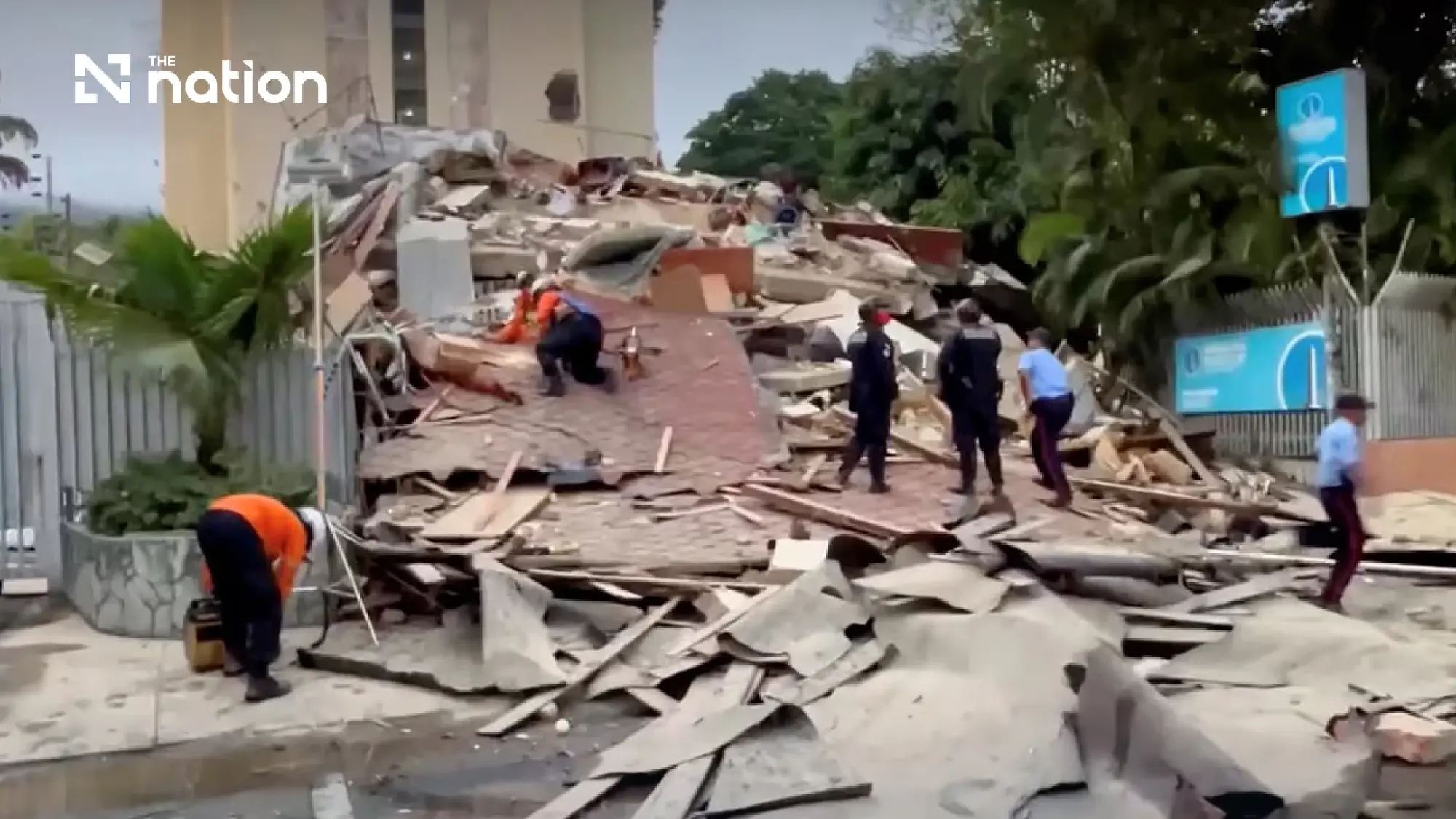 Magnitude 7.5 quake hits Venezuela after earlier 7.1 tremor