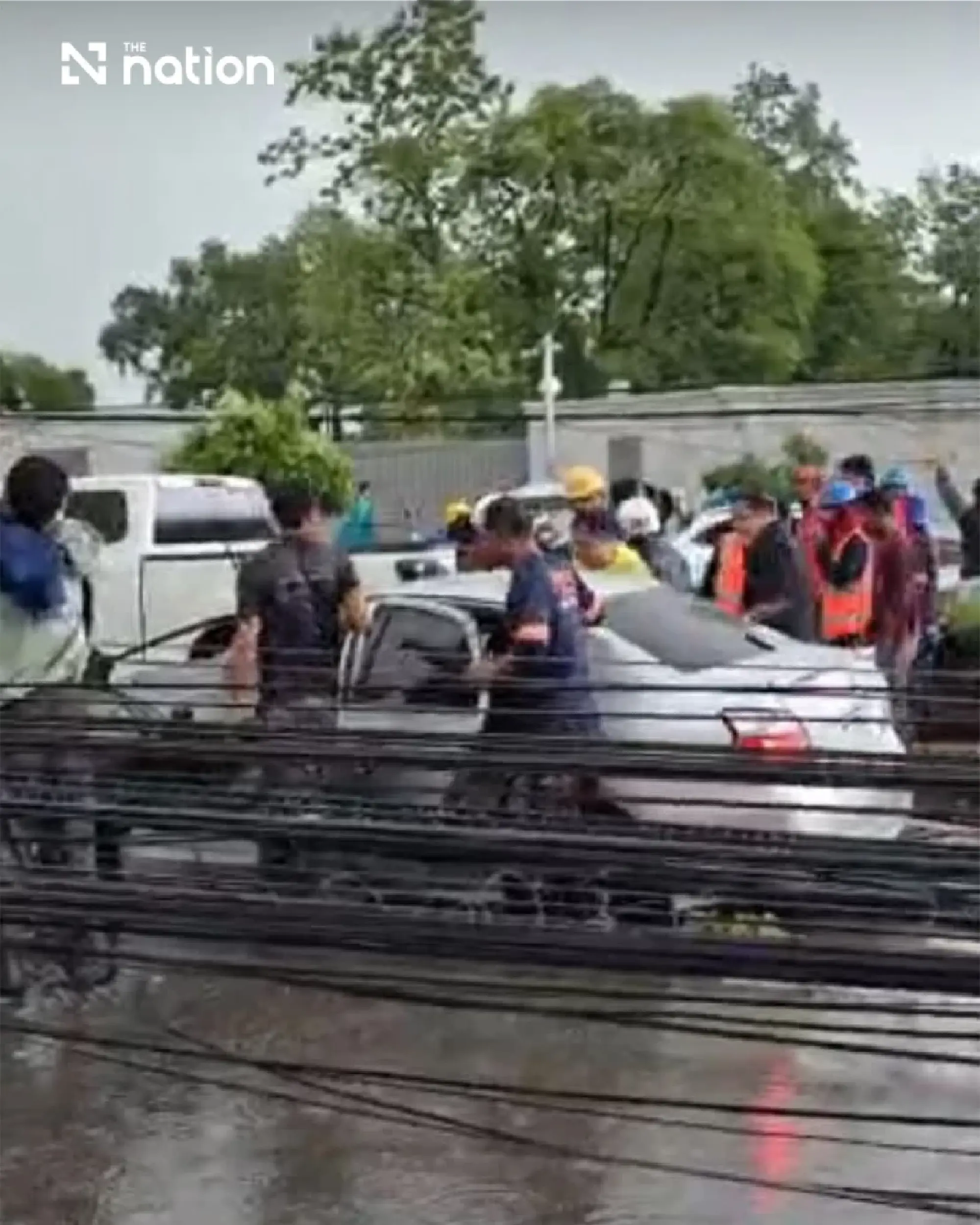 Electricity poles collapse onto cars in Bangkok’s Lat Krabang amid heavy rain