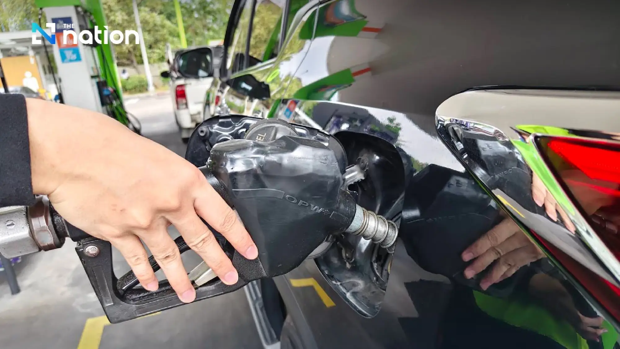 Petrol and diesel prices fall by up to 1 baht as OR and Bangchak cut pump prices