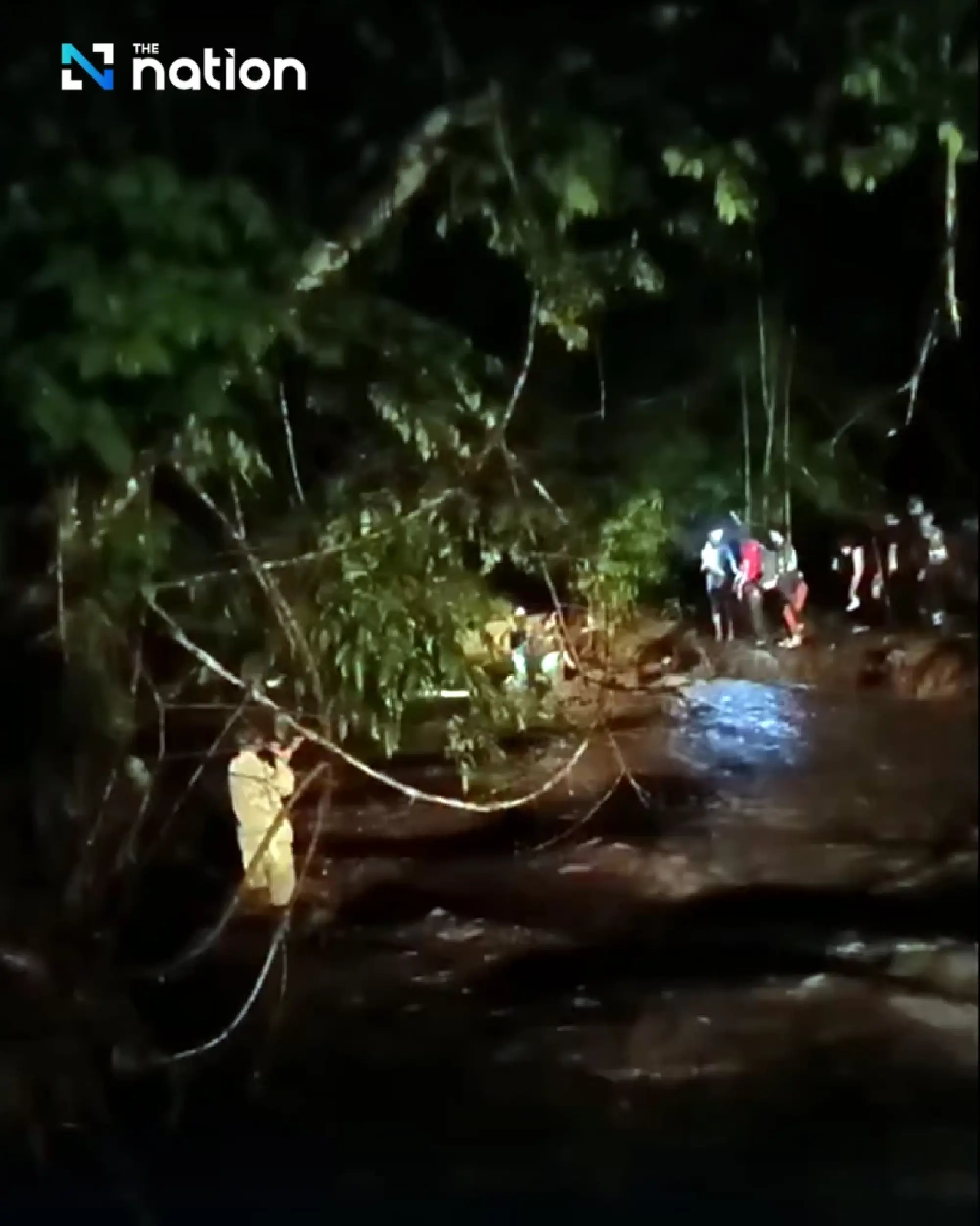 Tourists rescued after flash floods strand trekking group in Mae Hong Son forest