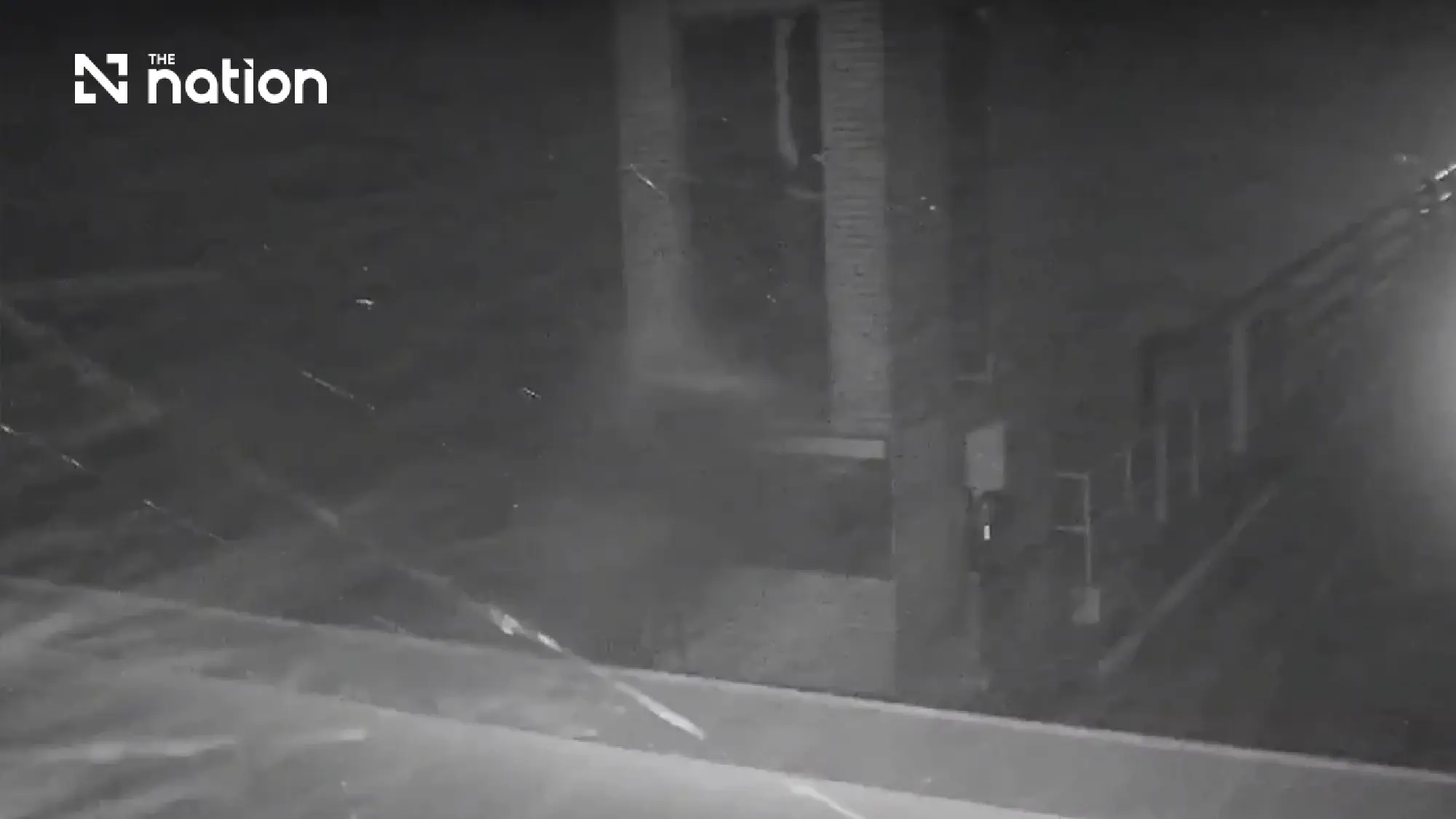 CCTV captures Typhoon Noul striking southern China